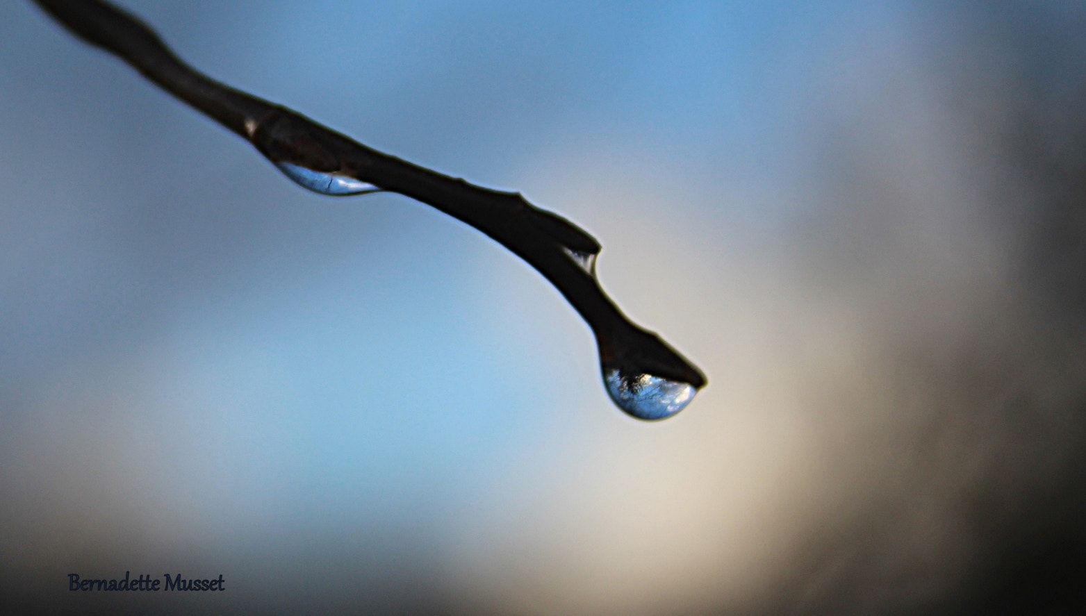 Canon EF-S 18-55mm F3.5-5.6 sample photo. Drop sky dark clouds photography