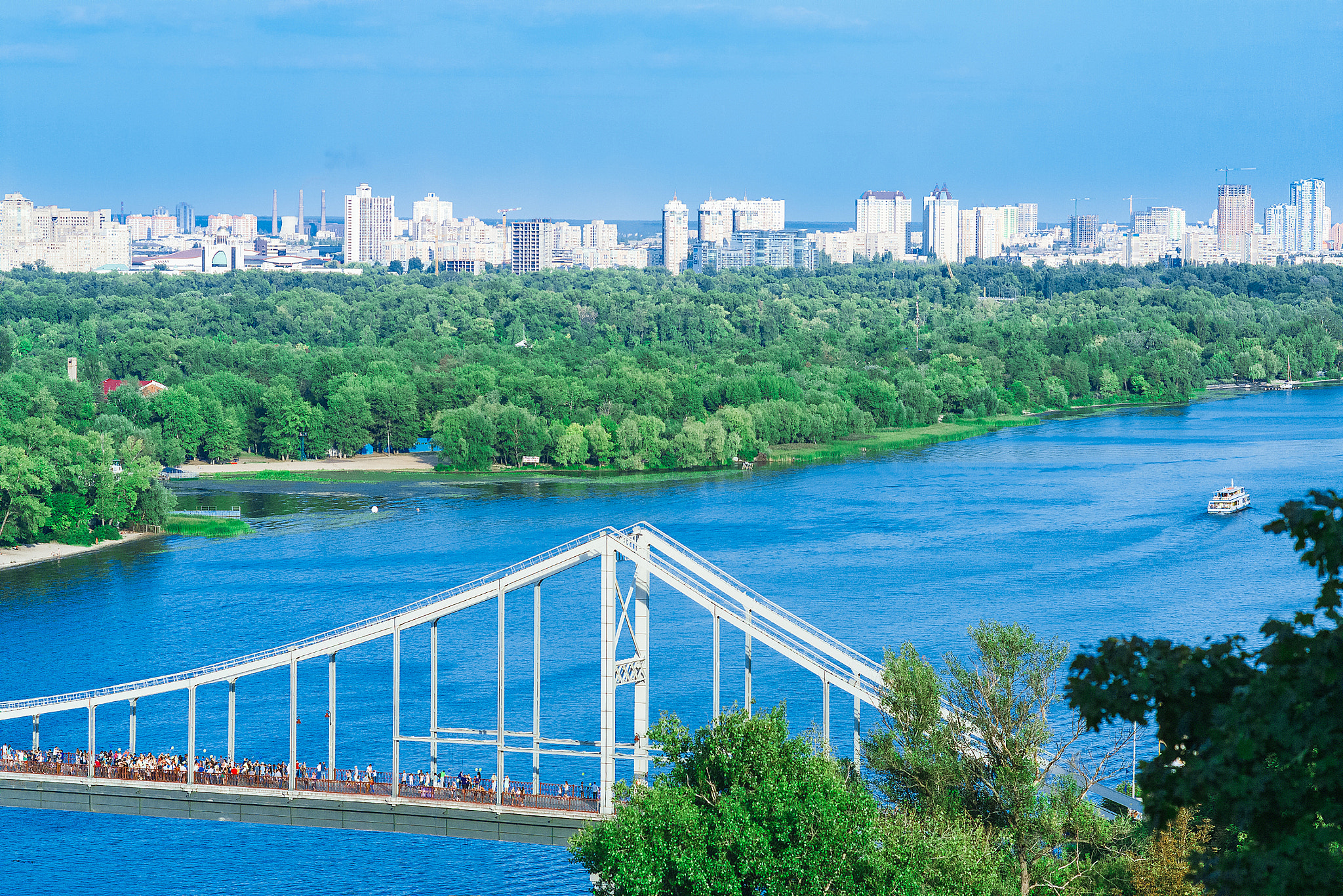 Kodak DCS Pro 14N sample photo. Kyiv bridge photography