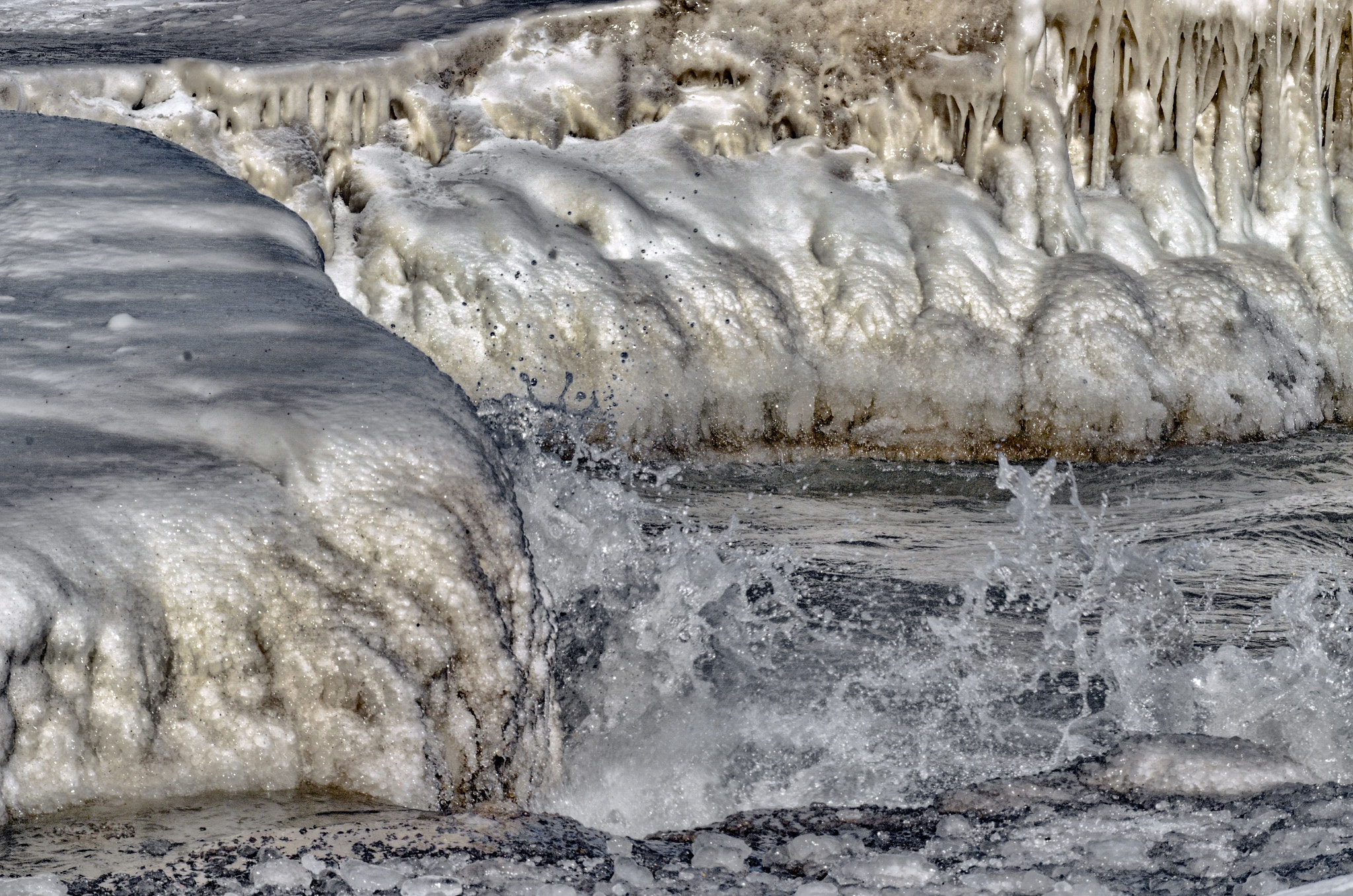 Nikon D7000 + AF Micro-Nikkor 105mm f/2.8 sample photo. Iced wave photography