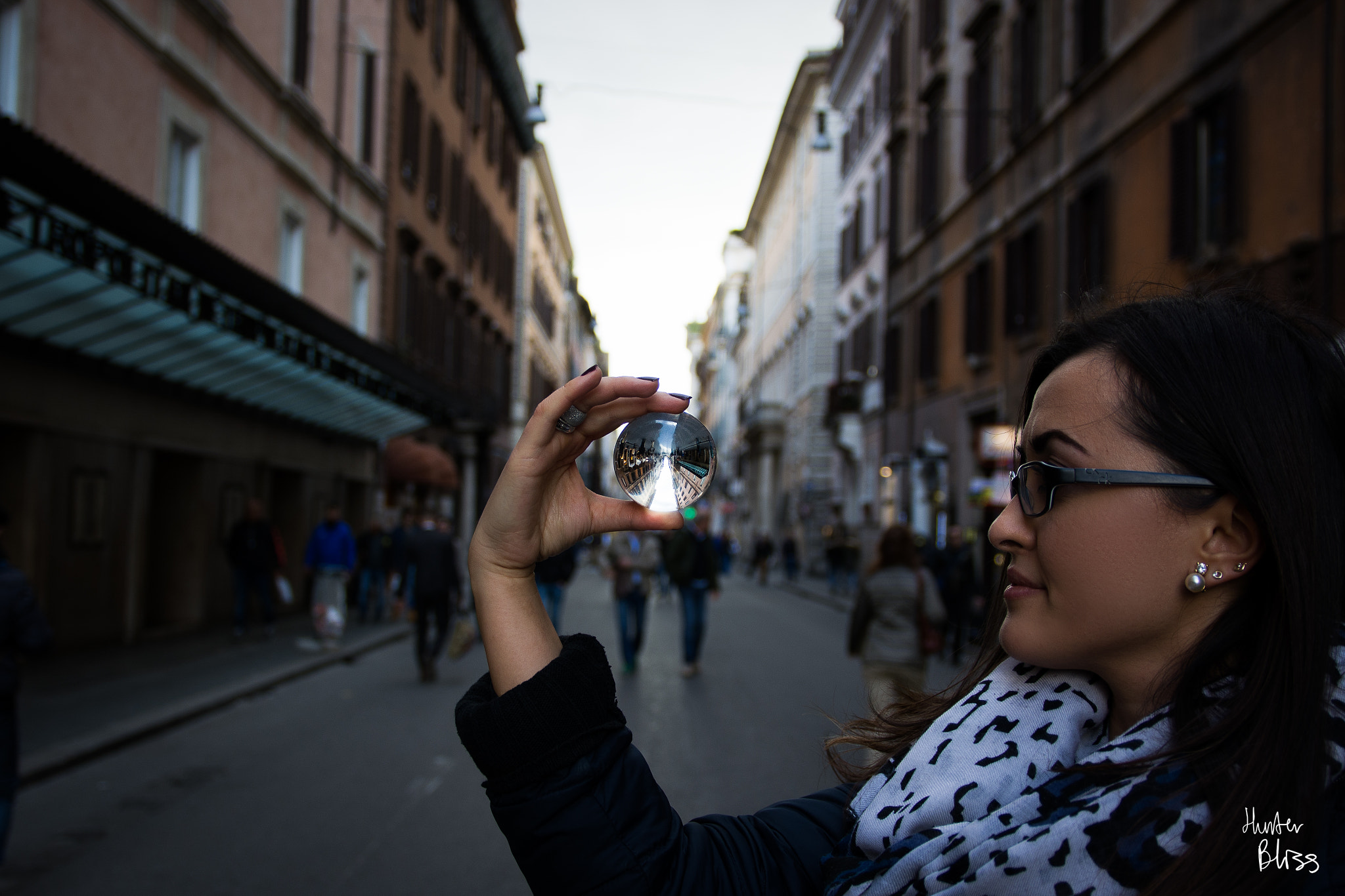 Sigma 17-70mm F2.8-4 DC Macro OS HSM | C sample photo. Rome street photography