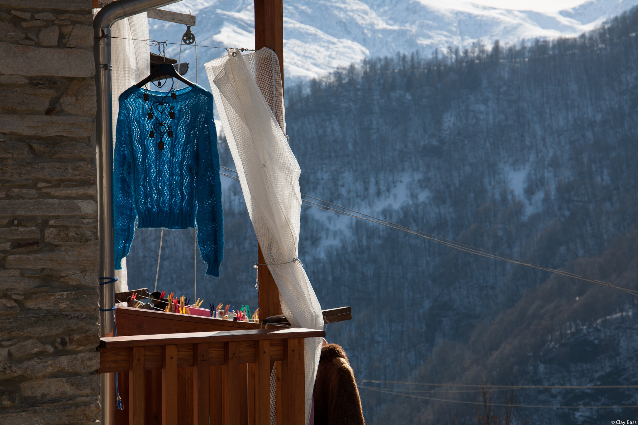 Canon EF 24-105mm F3.5-5.6 IS STM sample photo. Panni stesi in montagna photography