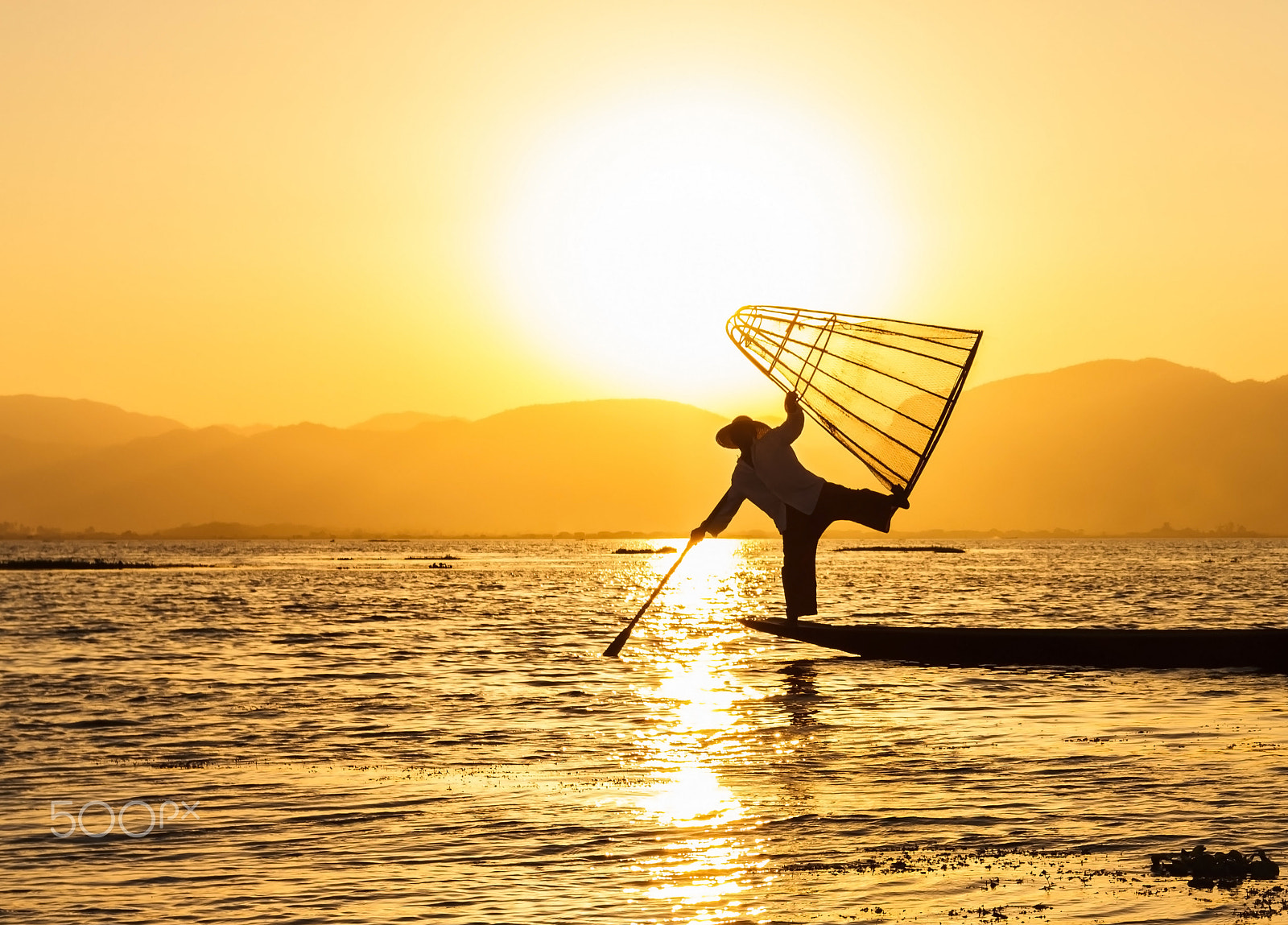 Canon EF 16-35mm F2.8L II USM sample photo. Fisherman photography