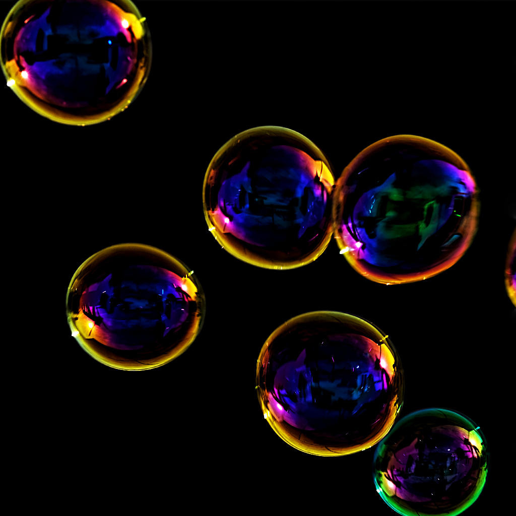 Olympus OM-D E-M10 + Olympus M.Zuiko Digital ED 75mm F1.8 sample photo. Colourful bubbles photography