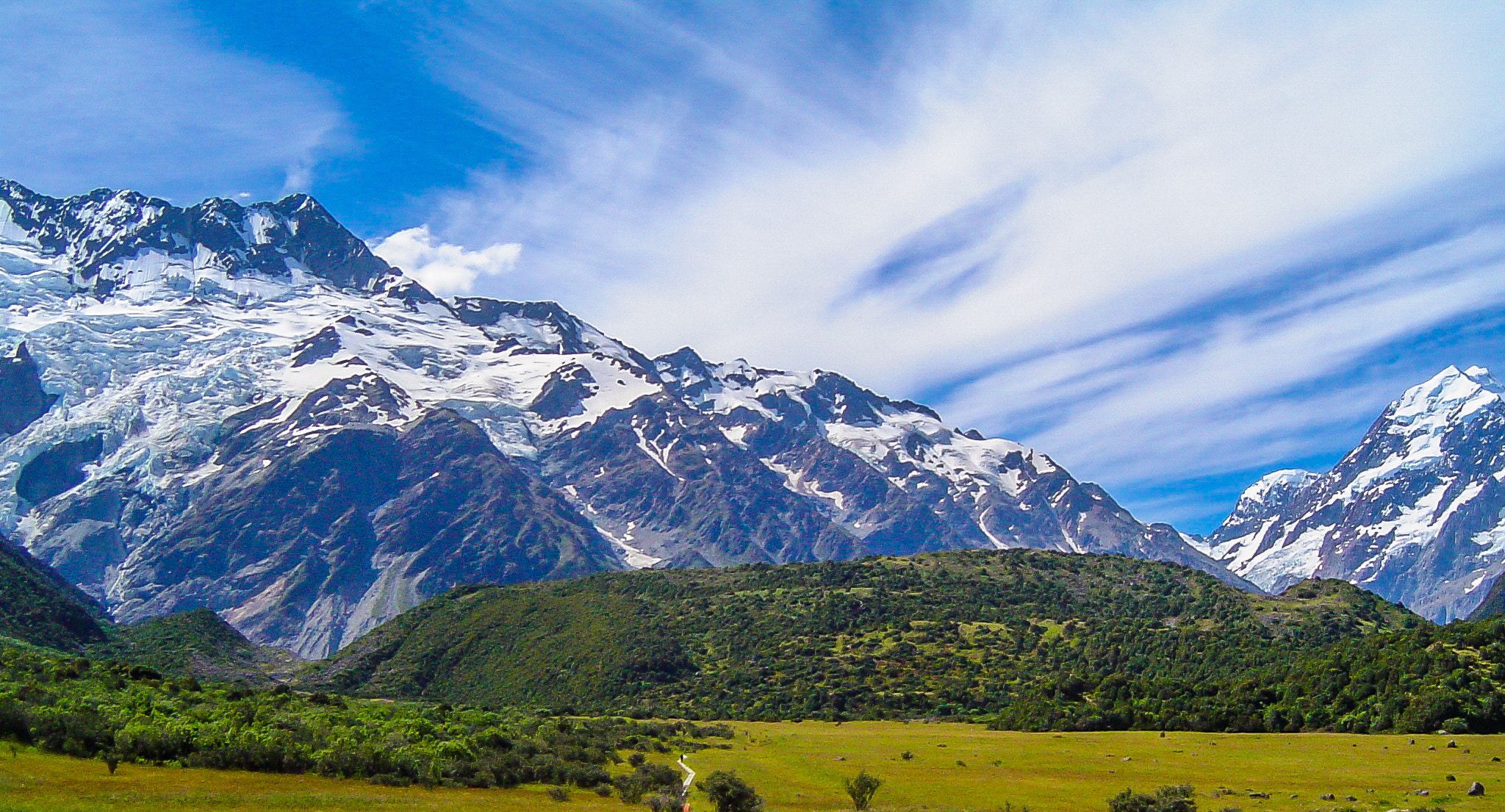 Sony DSC-P72 sample photo. Mt. cook range photography