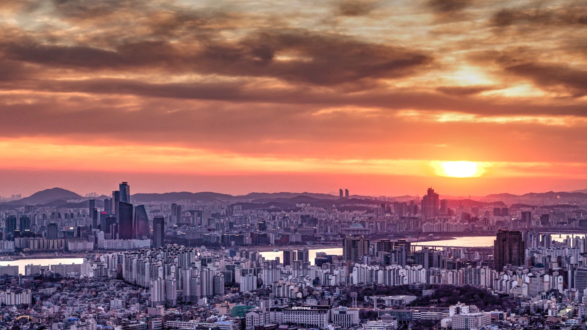 Canon EOS M + Canon EF 50mm F1.8 II sample photo. Nansan sunset photography