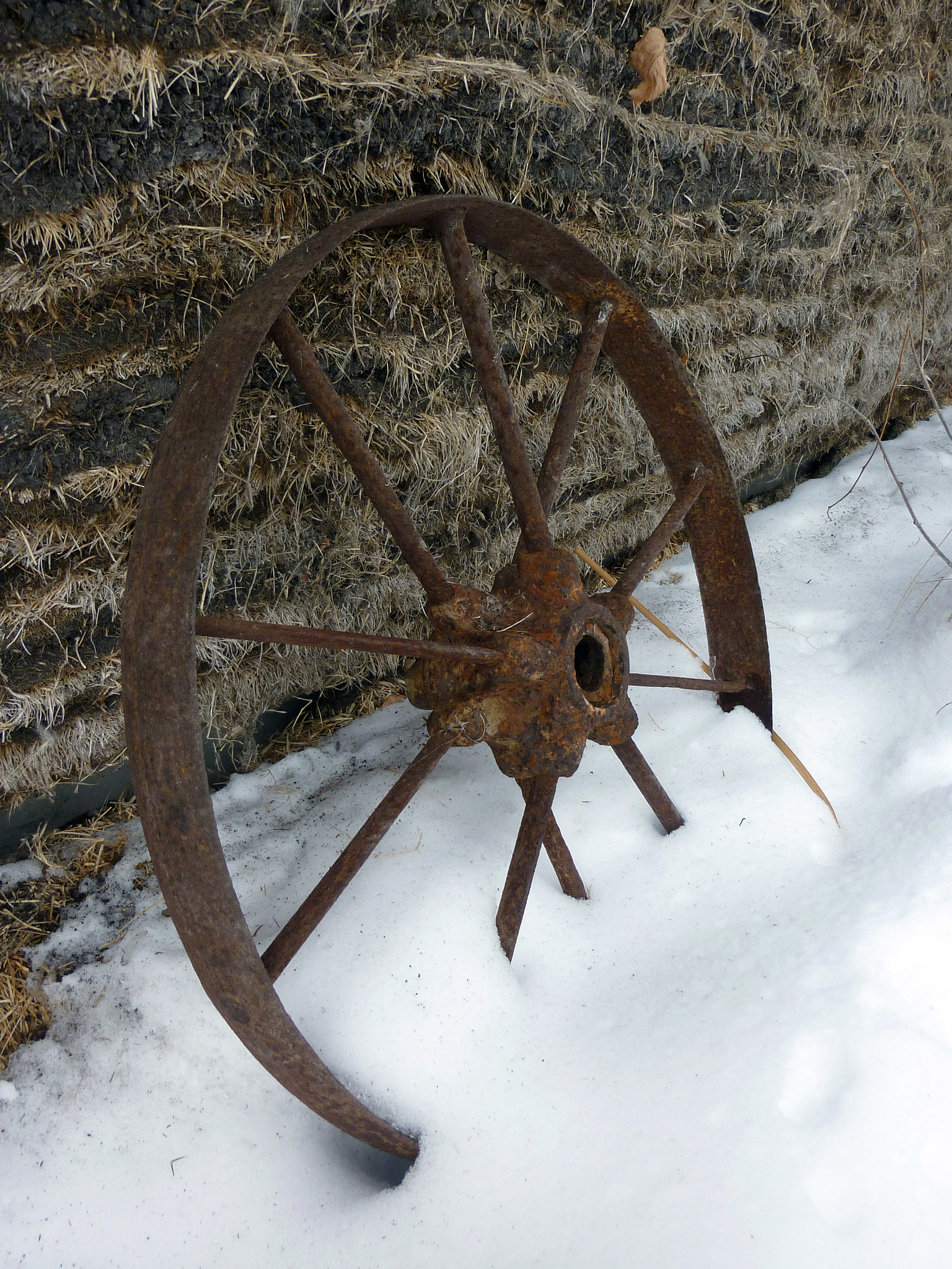 Panasonic DMC-ZR1 sample photo. Antique wagon wheel photography