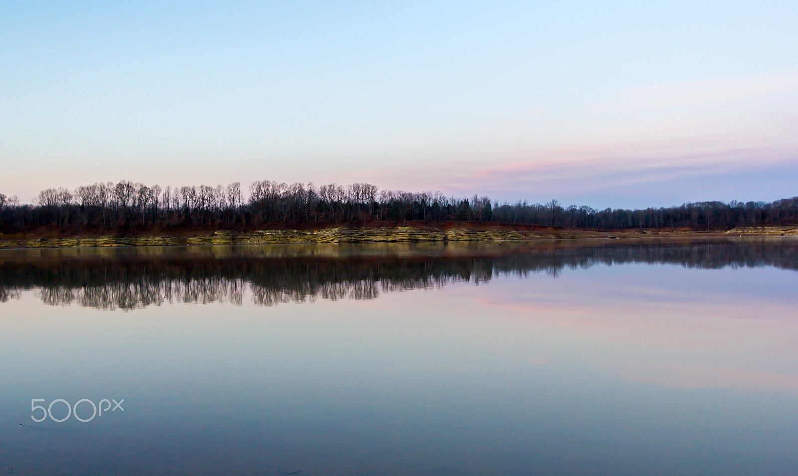 Canon EOS 550D (EOS Rebel T2i / EOS Kiss X4) + Canon EF 17-40mm F4L USM sample photo. Barren river lake photography