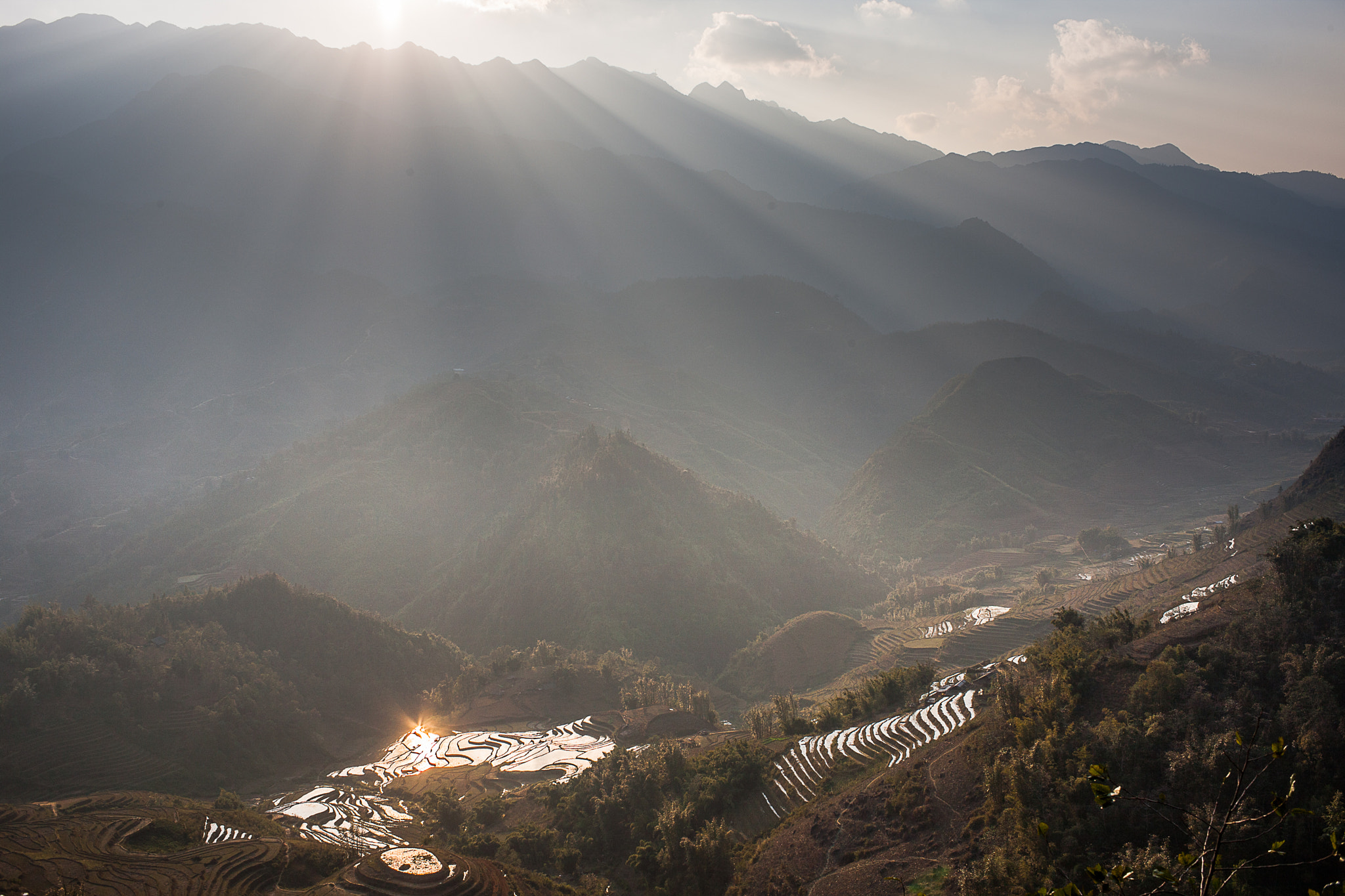 Canon EOS-1Ds Mark III sample photo. Sunset on the moutain photography