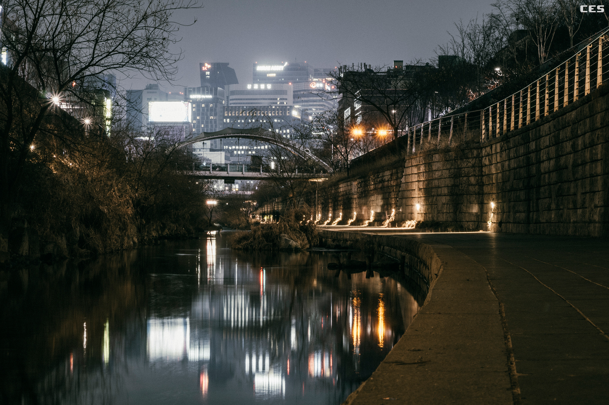 Fujifilm X-A2 + Fujifilm XF 18-55mm F2.8-4 R LM OIS sample photo. Reflected buildings photography