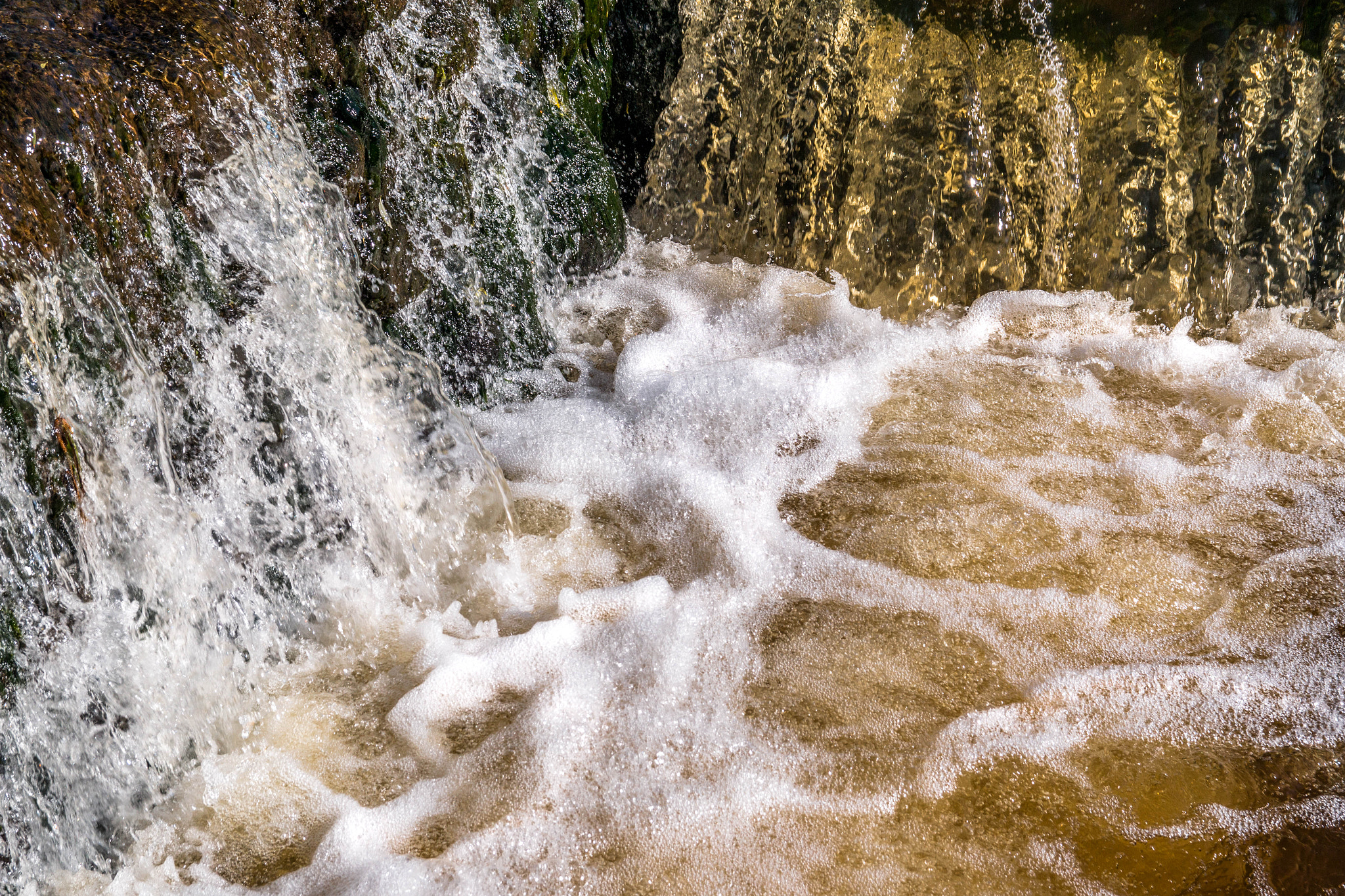 Canon EOS 70D + Sigma 18-50mm f/2.8 Macro sample photo. Waterfall photography