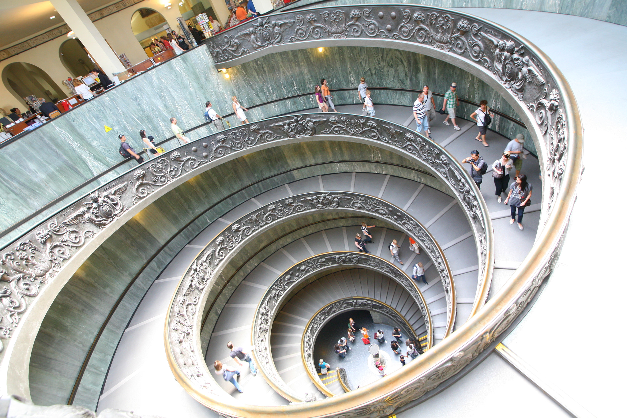 Sigma 15-30mm f/3.5-4.5 EX DG Aspherical sample photo. Spirals photography