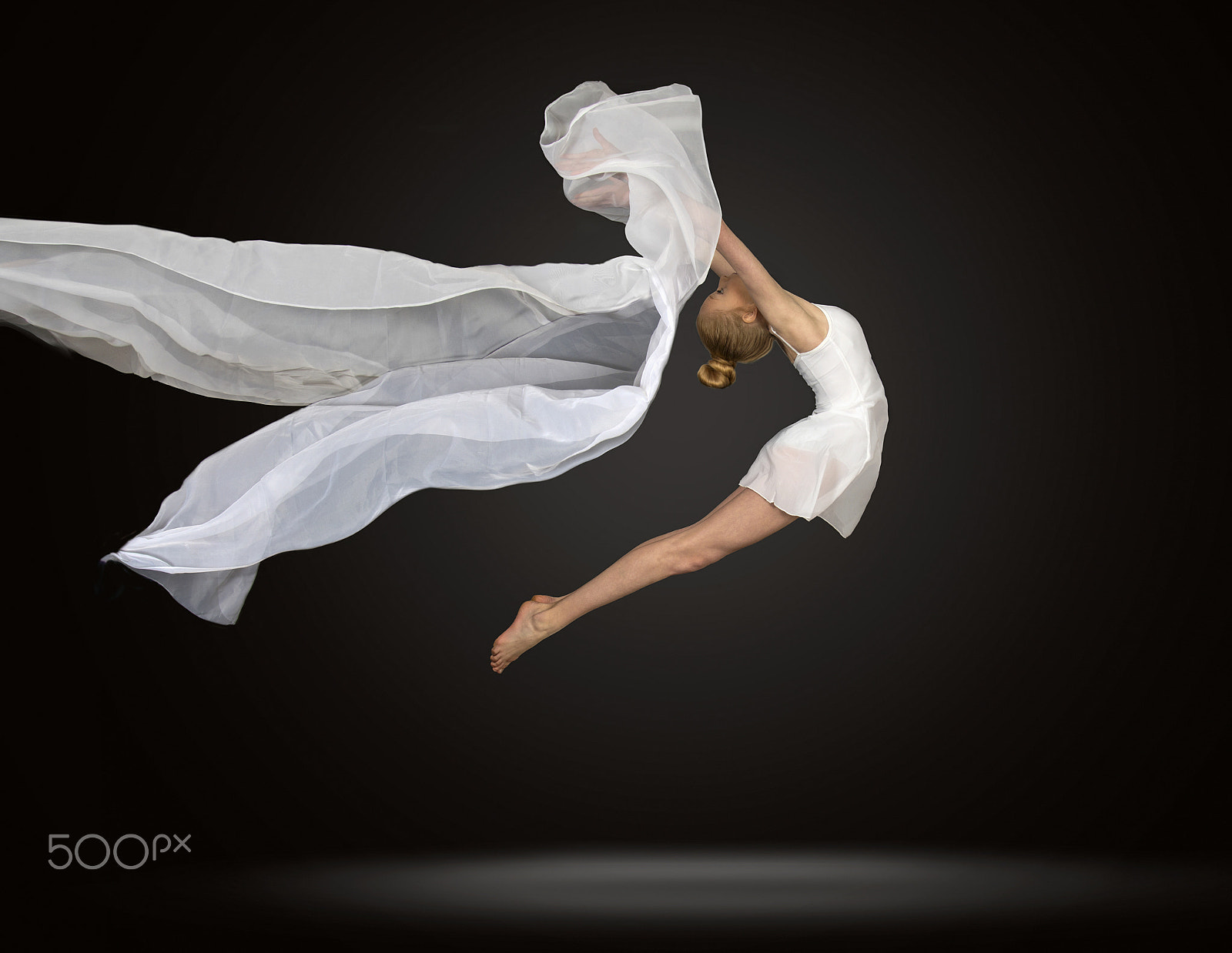 AF Zoom-Nikkor 28-80mm f/3.5-5.6D sample photo. Silk photography
