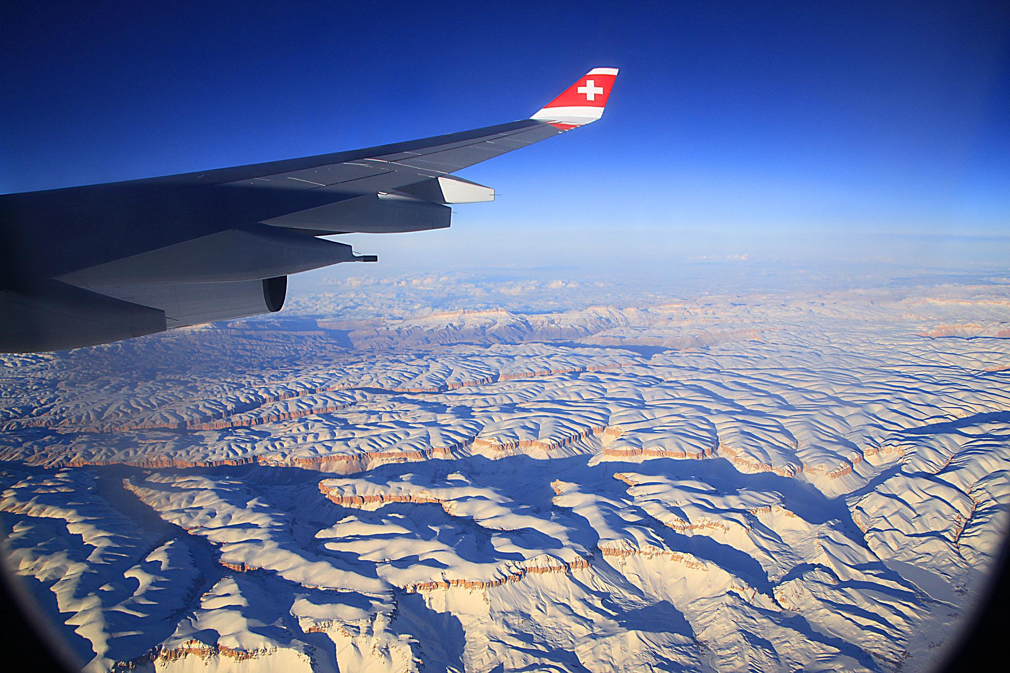 Sigma 18-125mm F3.8-5.6 DC OS HSM sample photo. Flight bangkok - zürich photography