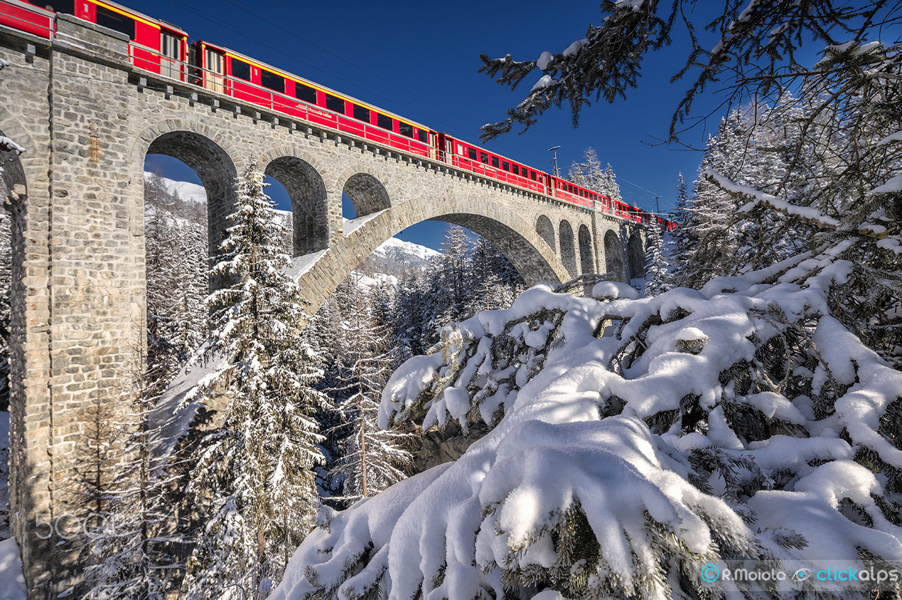 Canon EOS 5DS + Canon TS-E 17mm F4L Tilt-Shift sample photo. Suisse rail photography