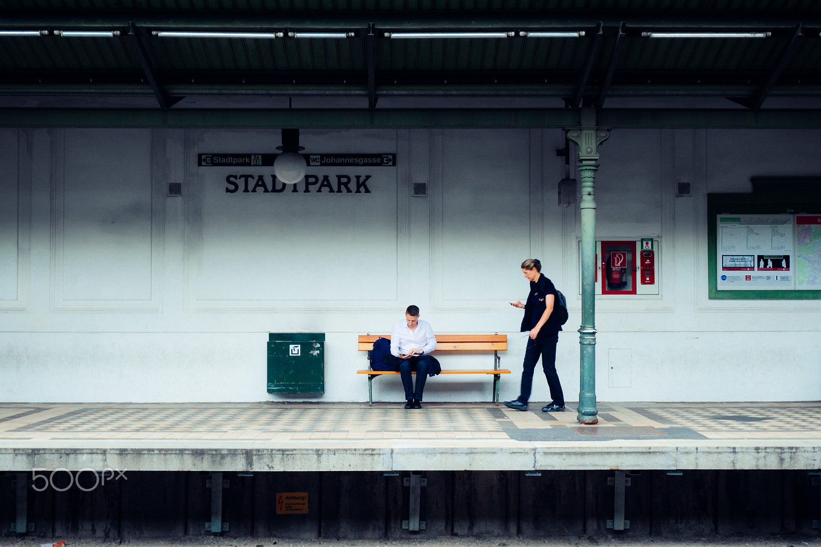 LUMIX G VARIO PZ 14-42/F3.5-5.6 sample photo. The station of stadtpark photography