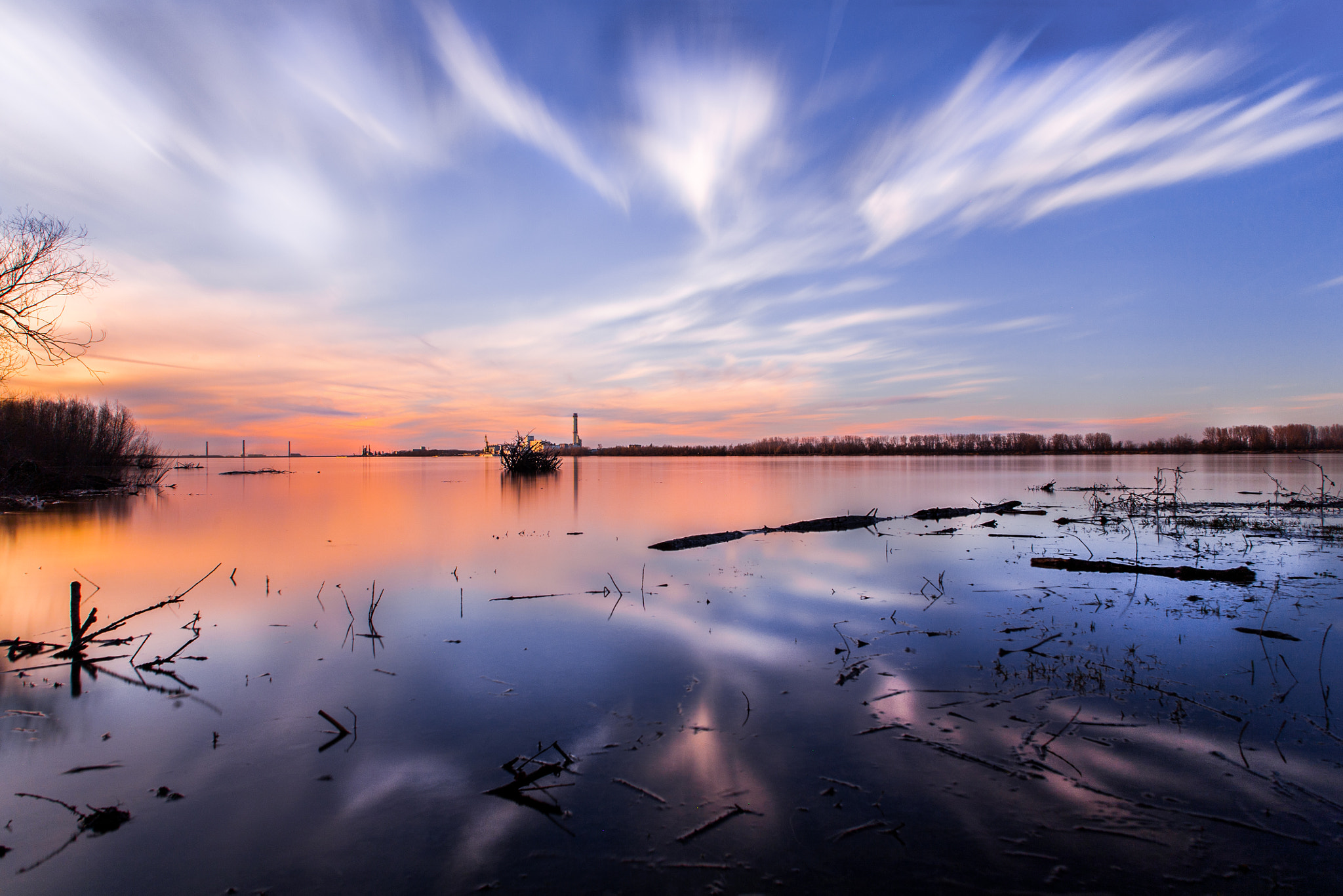 Canon EOS 5D + Sigma 24mm f/1.8 DG Macro EX sample photo. River sunset reflection photography