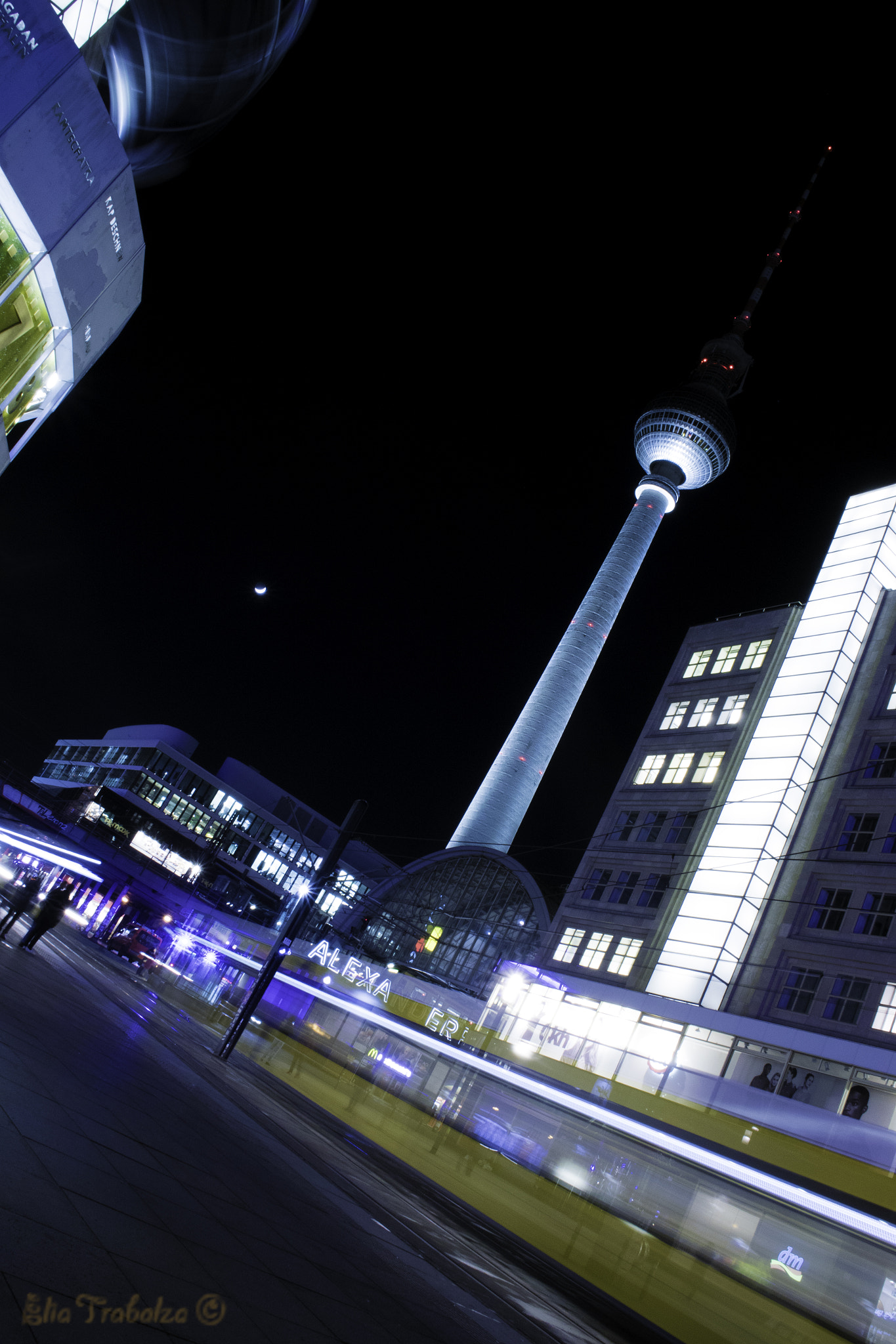 Nikon 1 J4 sample photo. Alexanderplaz photography