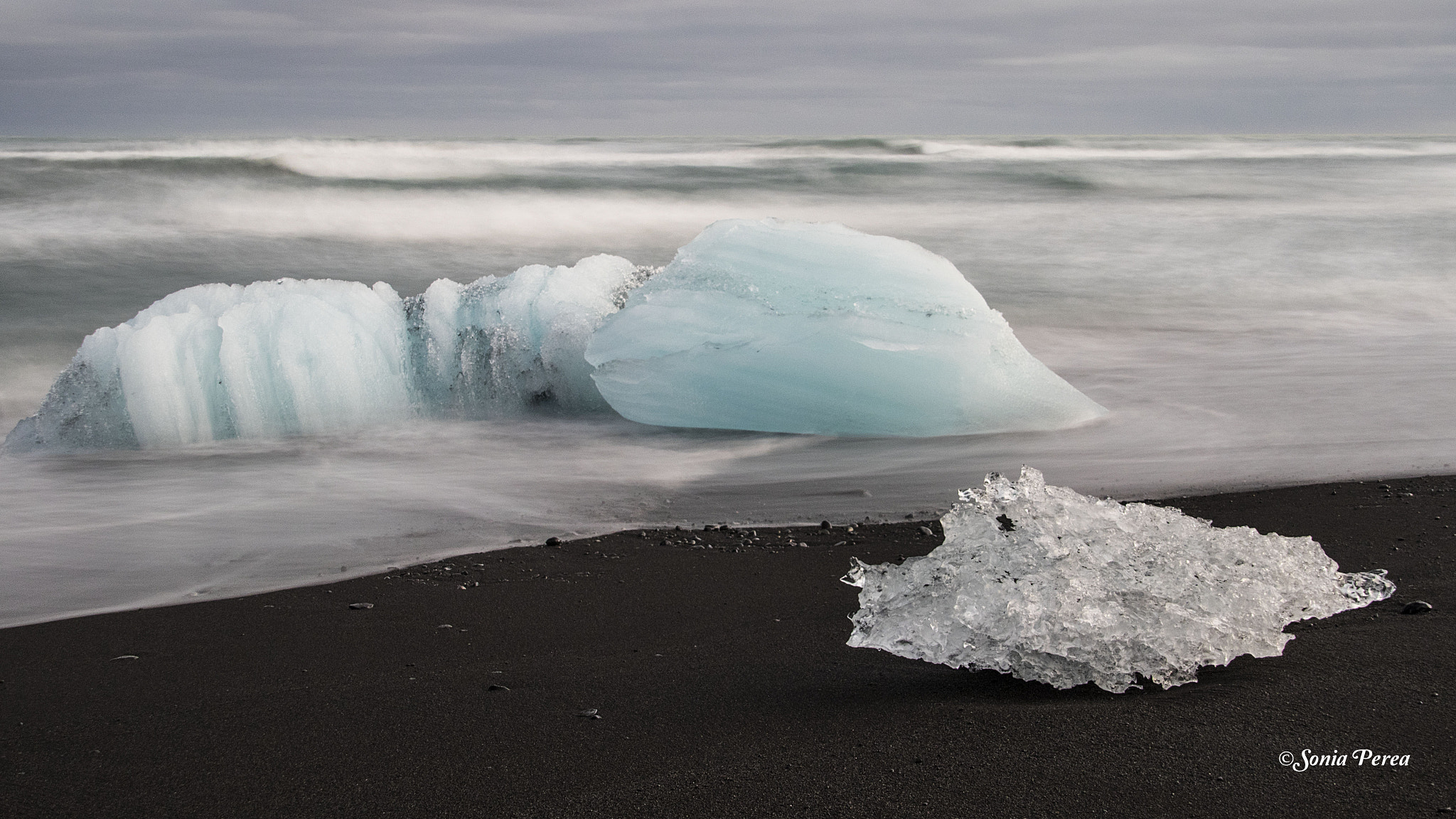 Sigma 18-200mm f/3.5-6.3 DC OS sample photo. Ice on the sea photography