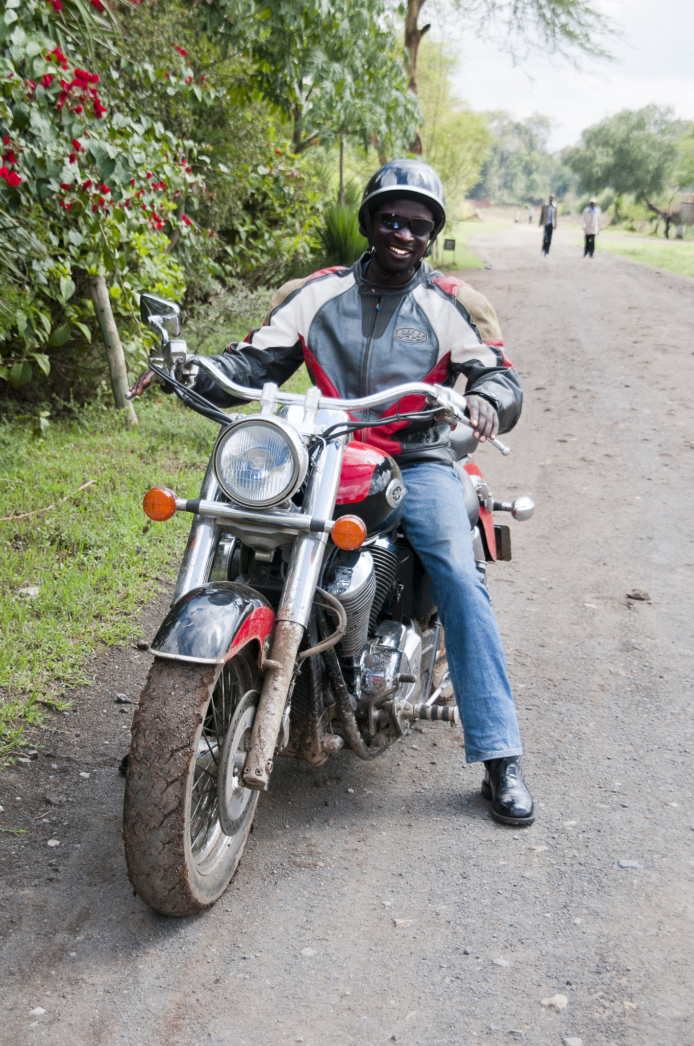 Nikon D300 + Sigma 18-200mm F3.5-6.3 DC sample photo. Biker photography
