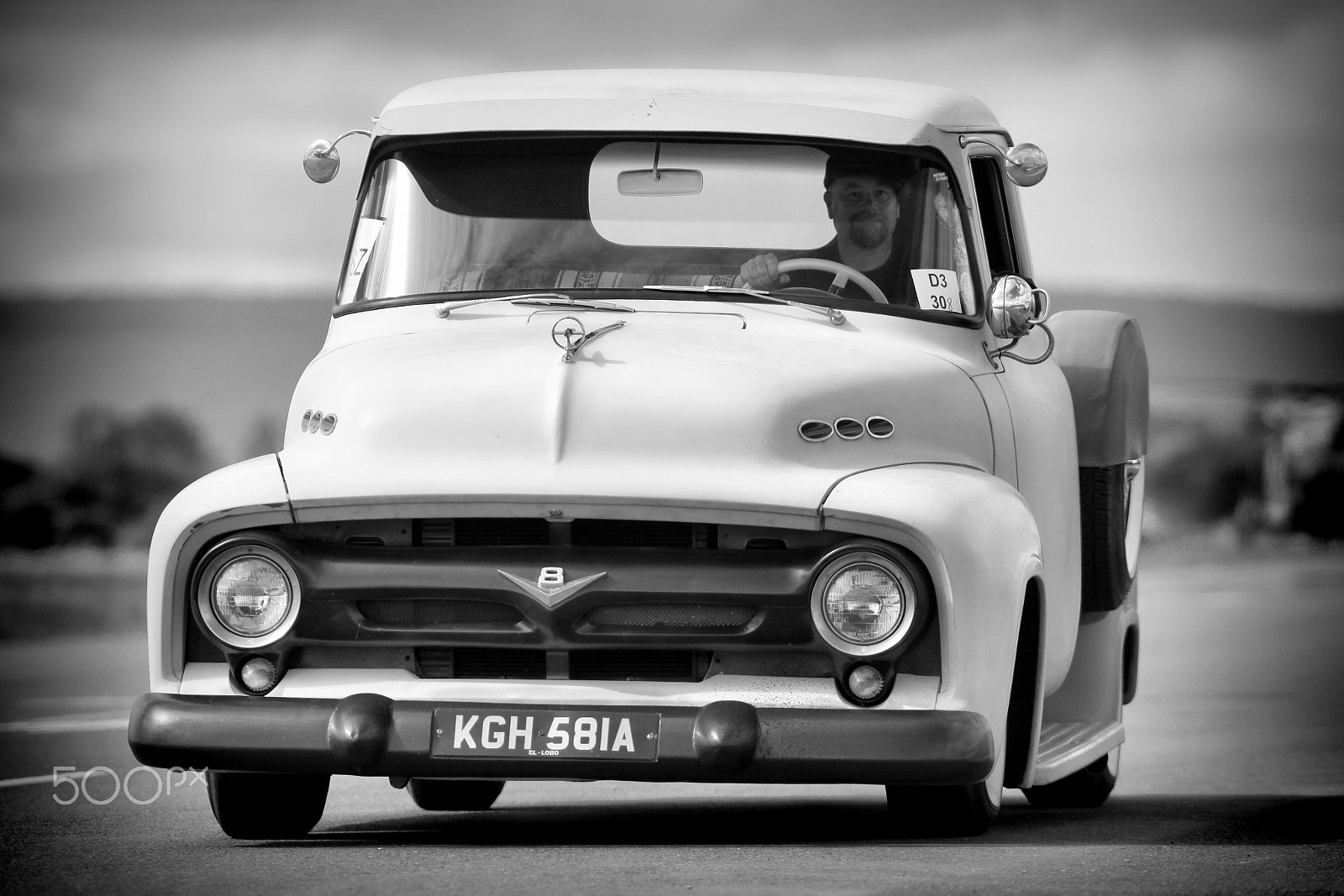Sigma 120-300mm F2.8 EX DG HSM sample photo. Kgh581a - ford f100 v8 pickup photography