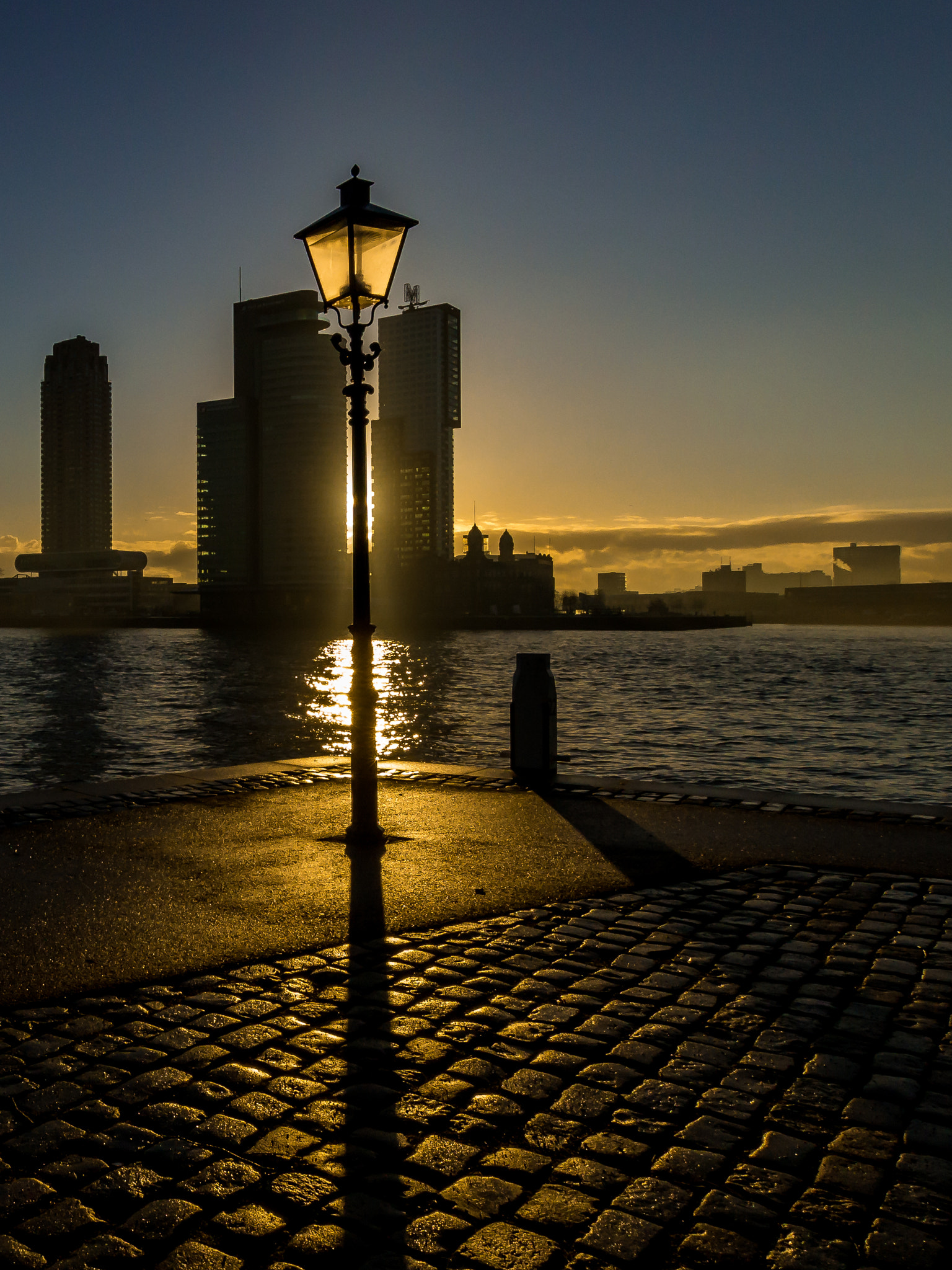 Sony SLT-A58 + Sigma 10-20mm F3.5 EX DC HSM sample photo. Morning light photography