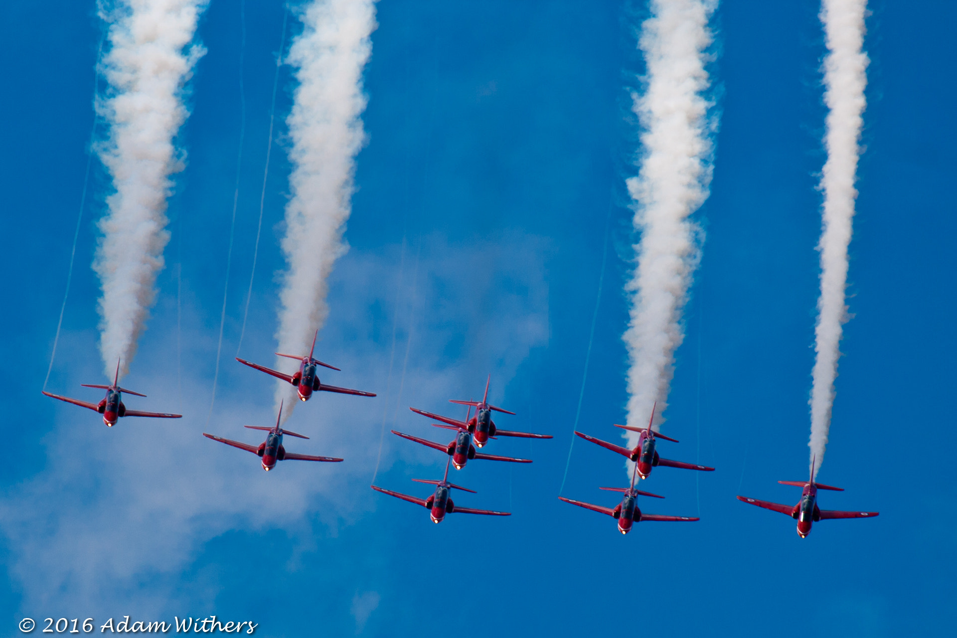 Canon EF 100-400mm F4.5-5.6L IS USM sample photo. Red arrows photography