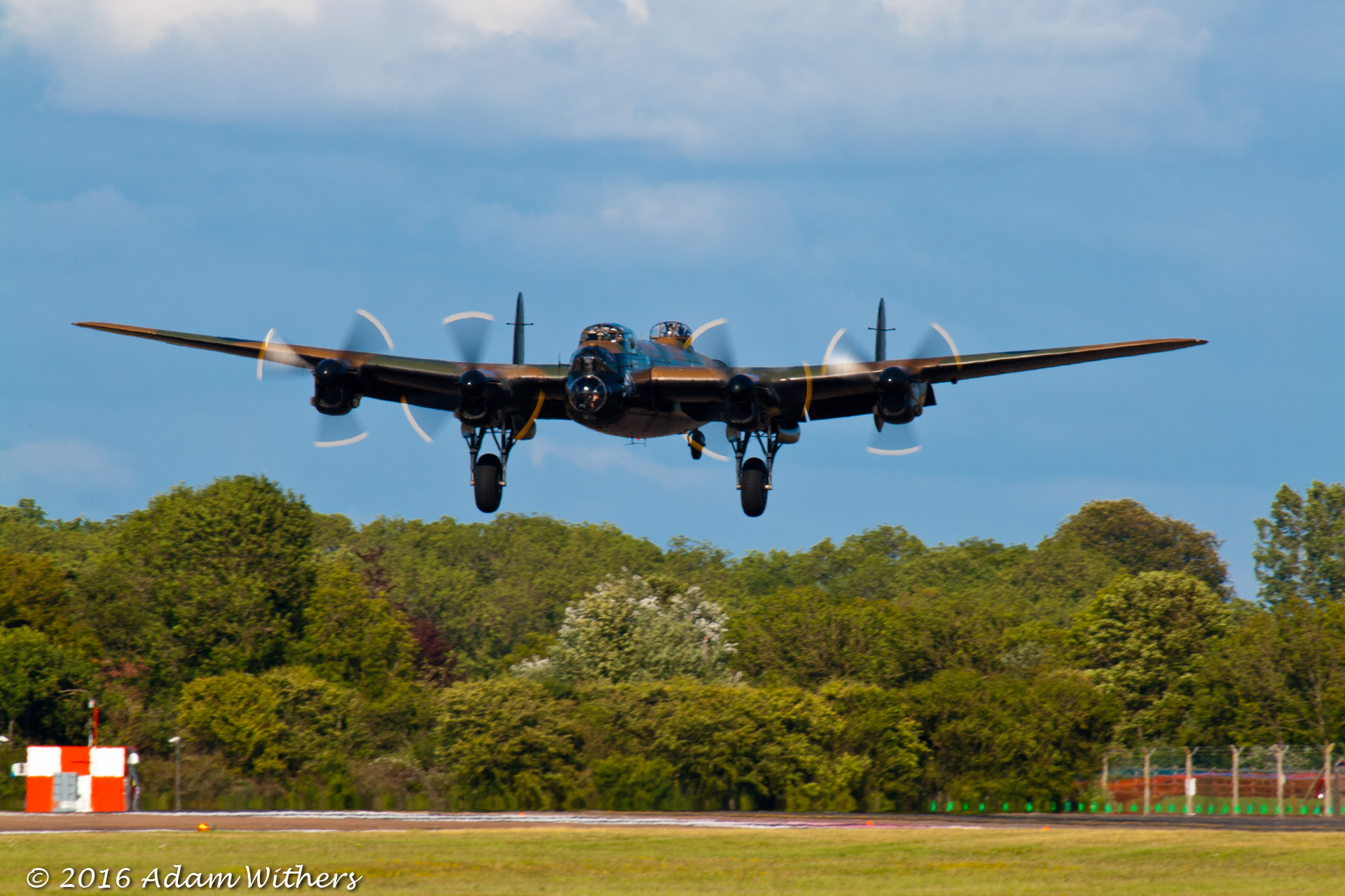 Canon EF 100-400mm F4.5-5.6L IS USM sample photo. Lancaster bomber photography