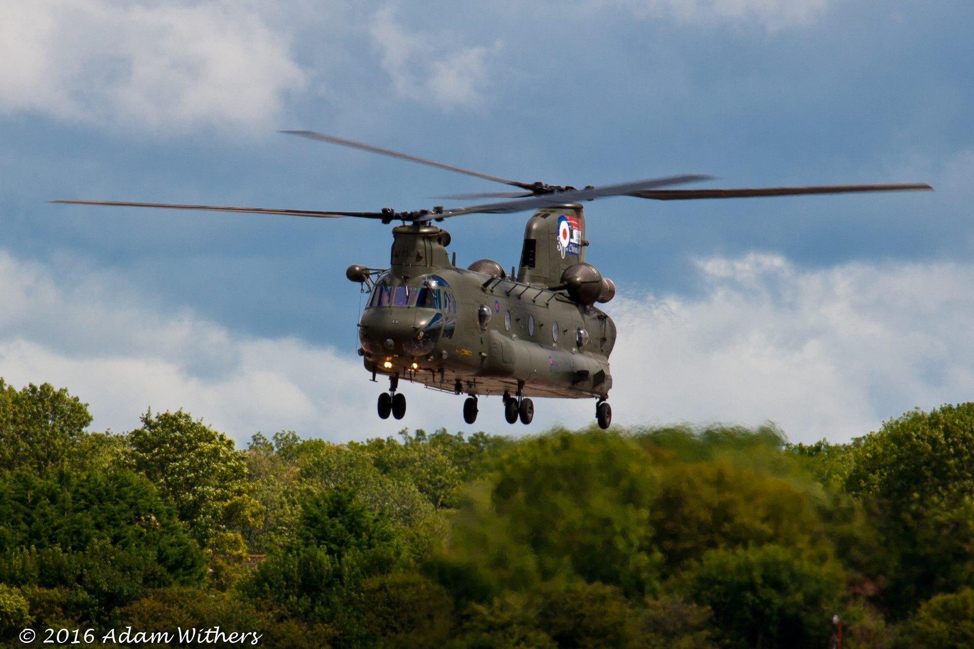 Canon EF 100-400mm F4.5-5.6L IS USM sample photo. Chinook hc.2a photography