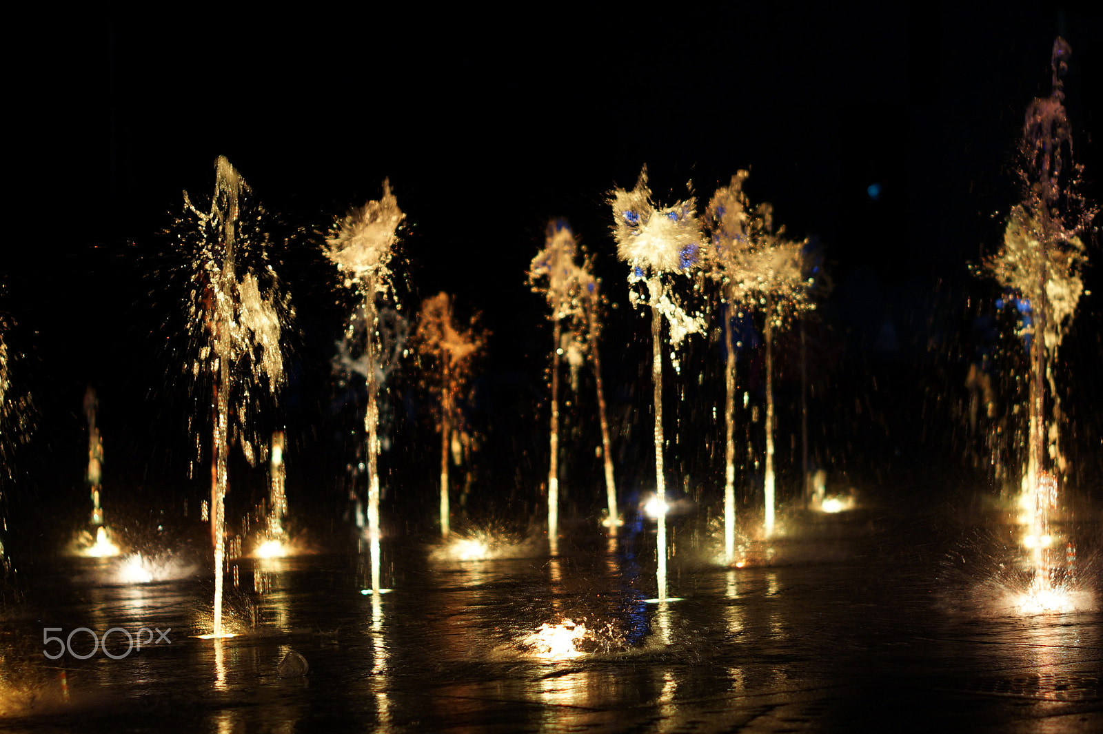 Sony E 50mm F1.8 OSS sample photo. Revolution's fountain 2nd photography
