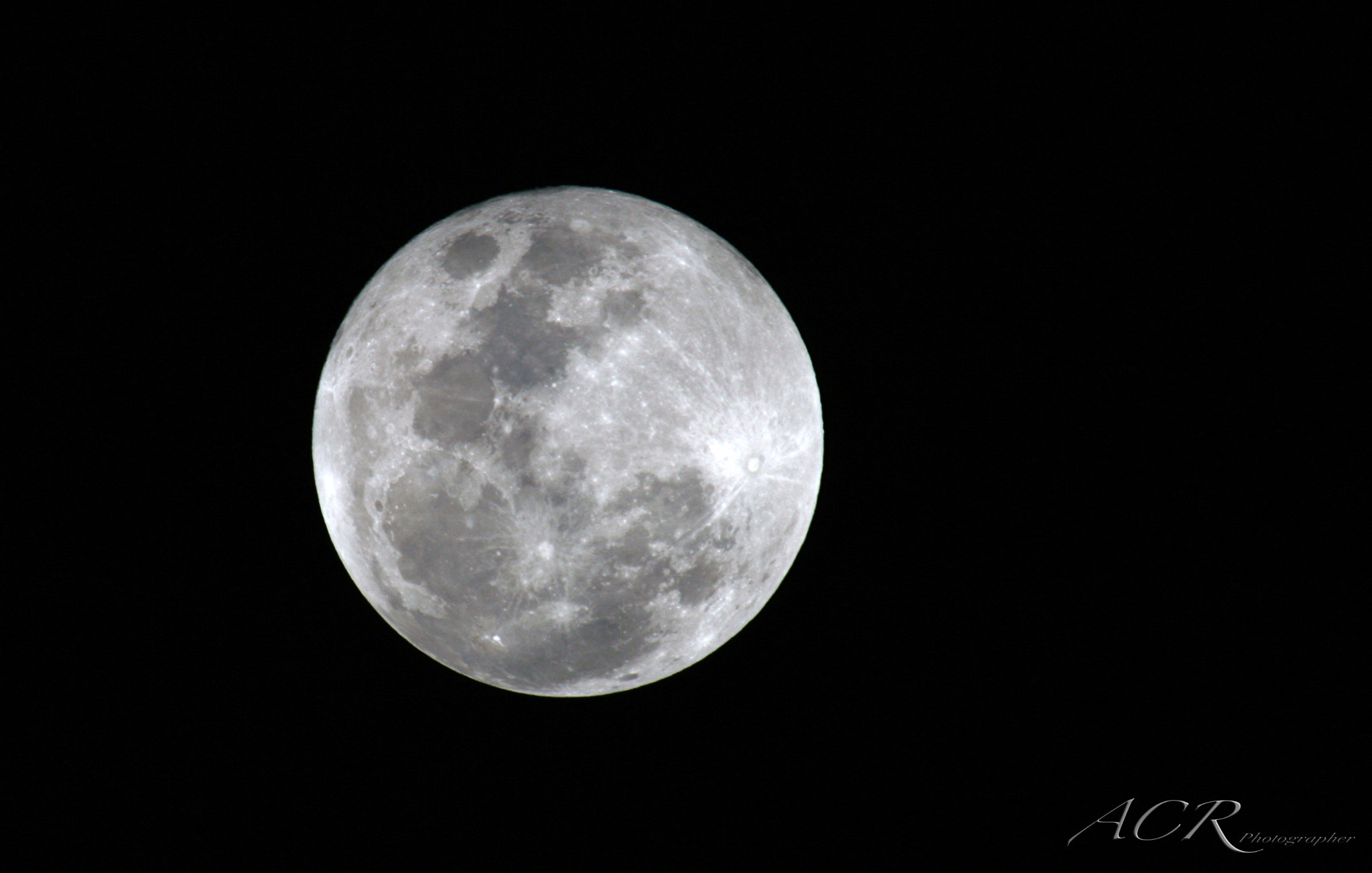 Sigma 50-500mm f/4-6.3 APO HSM EX sample photo. Full moon photography