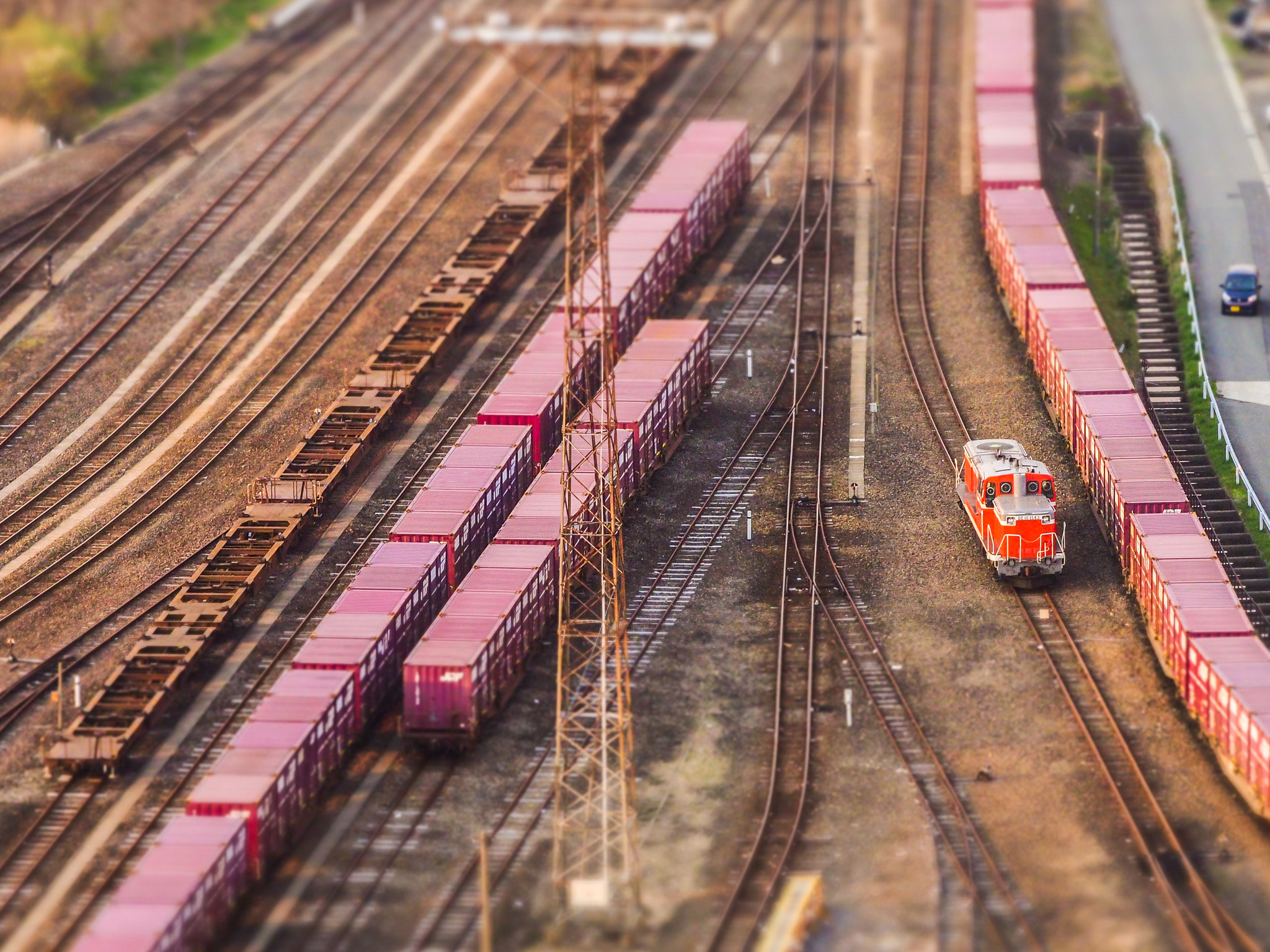Olympus Zuiko Digital ED 70-300mm F4.0-5.6 sample photo. Freight depot photography