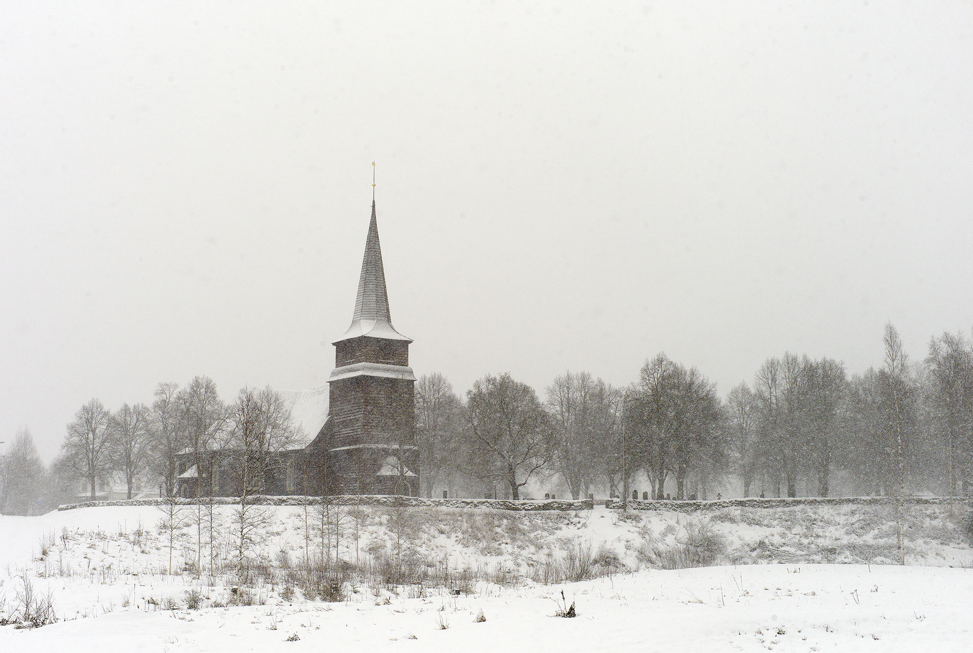 Leica M9 + Noctilux-M 50mm f/1 sample photo. The church in snow. photography