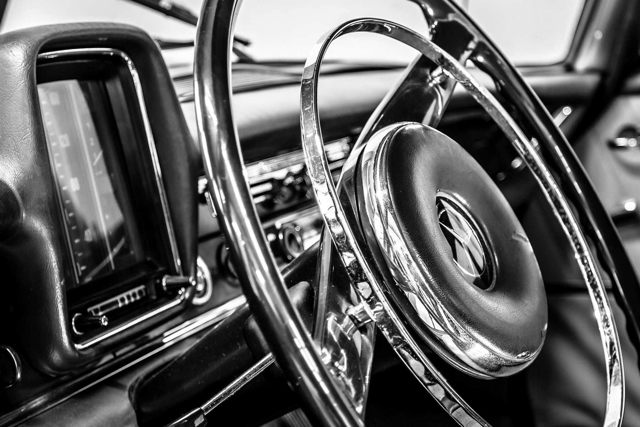 Canon EOS 1000D (EOS Digital Rebel XS / EOS Kiss F) sample photo. "back to the sixties..." photography