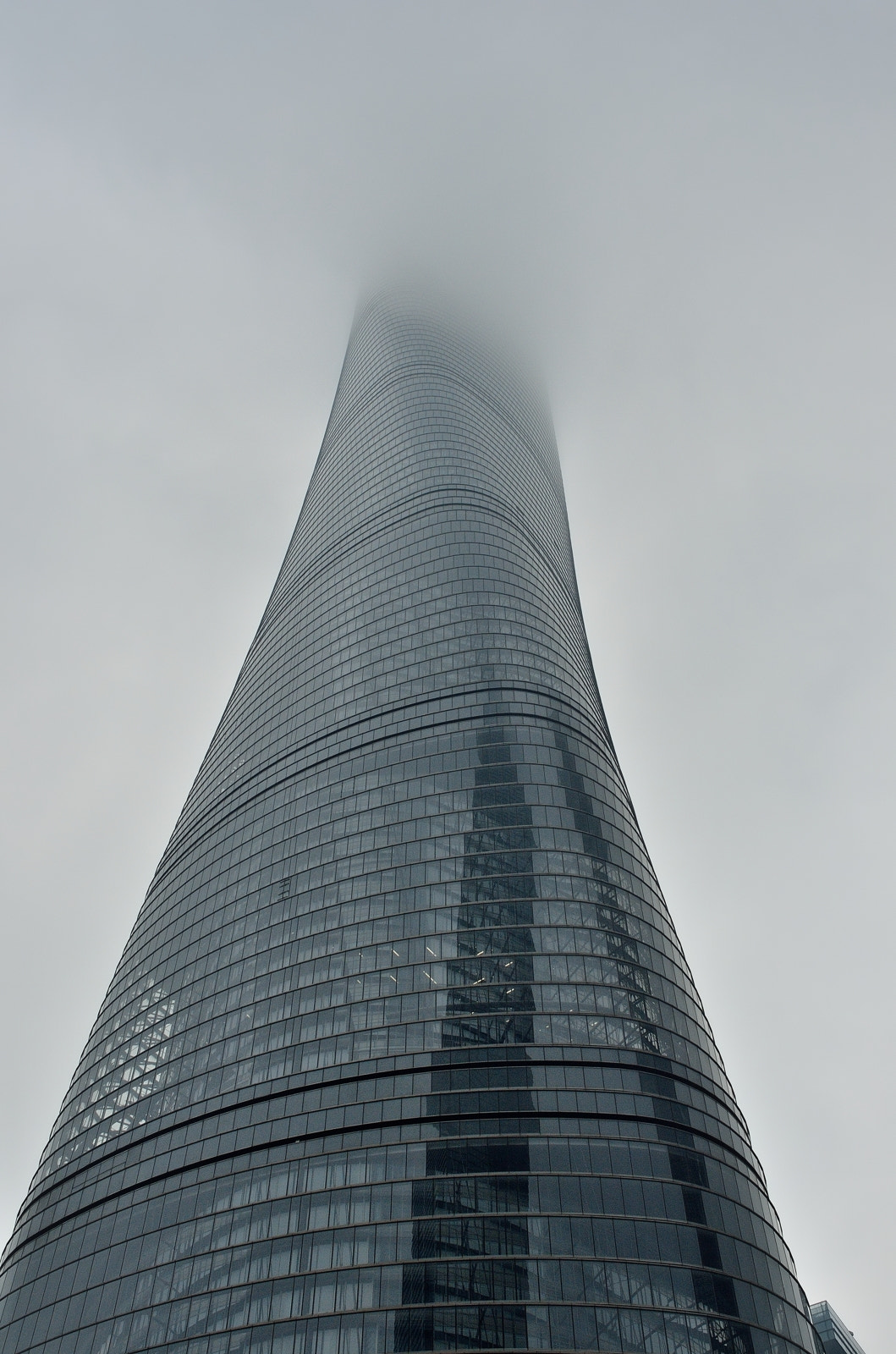 Nikon D7000 + Nikon AF Nikkor 24mm F2.8D sample photo. Piercing the sky photography
