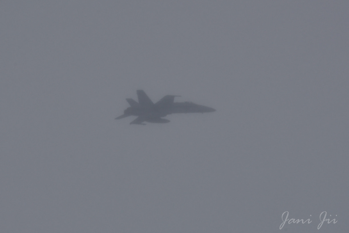 Canon EOS-1D Mark III sample photo. Training flight photography