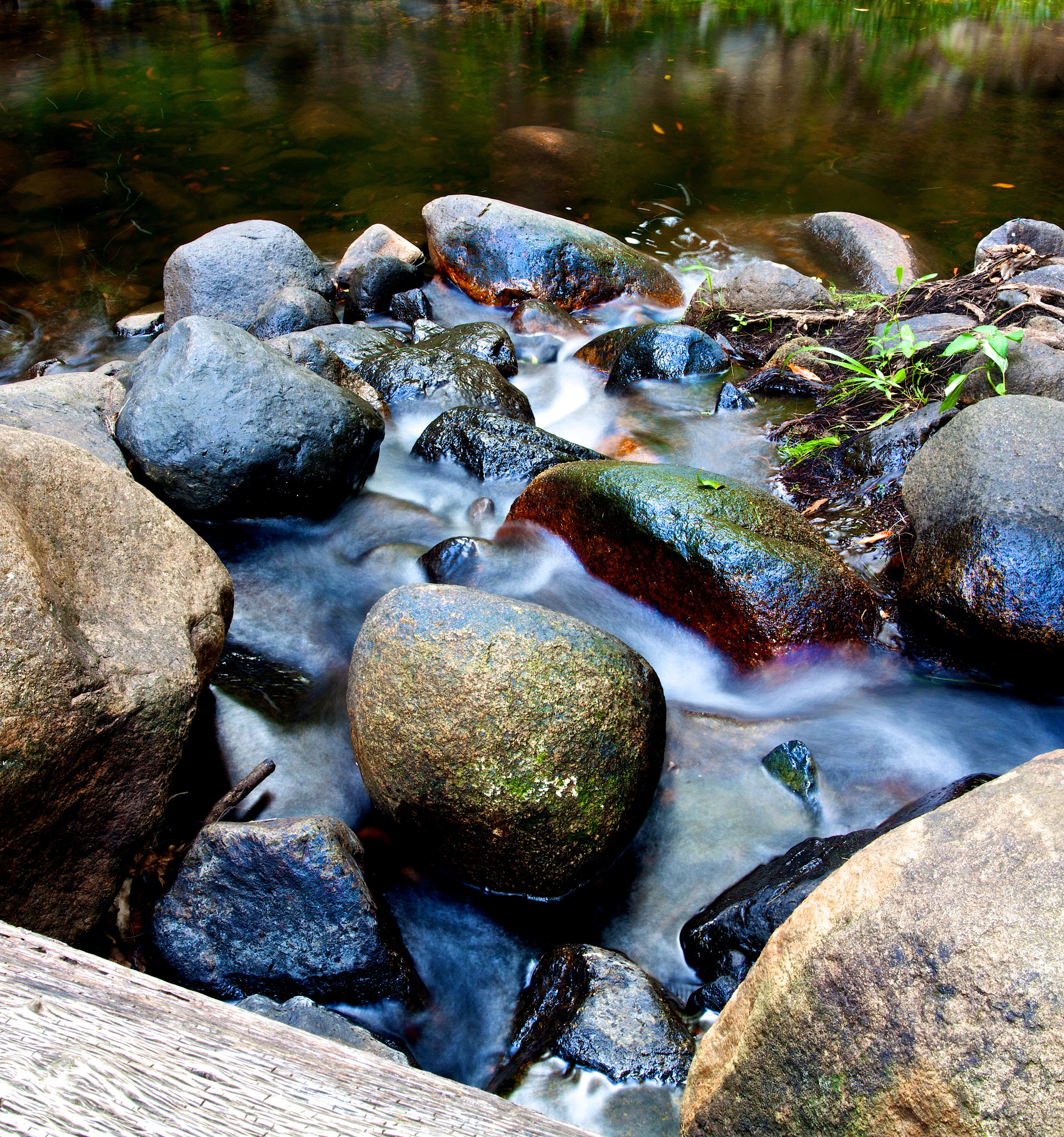 Tamron AF 28-200mm F3.8-5.6 XR Di Aspherical (IF) Macro sample photo. Babbling boulders photography