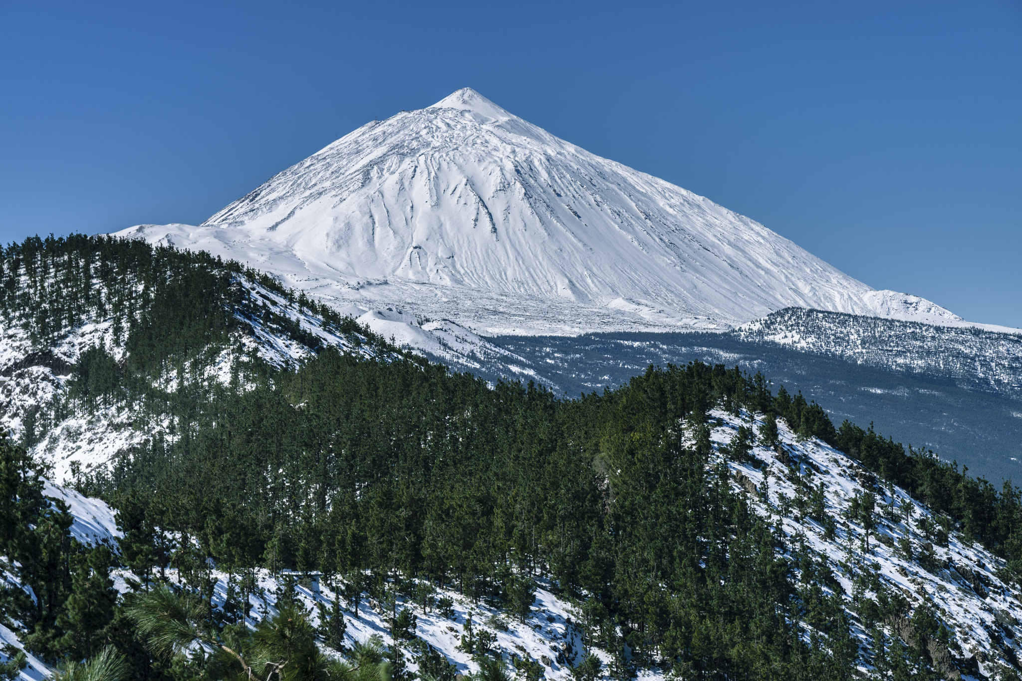 Sigma 17-70mm F2.8-4 DC Macro OS HSM | C sample photo. Teide, nevada 2016 photography