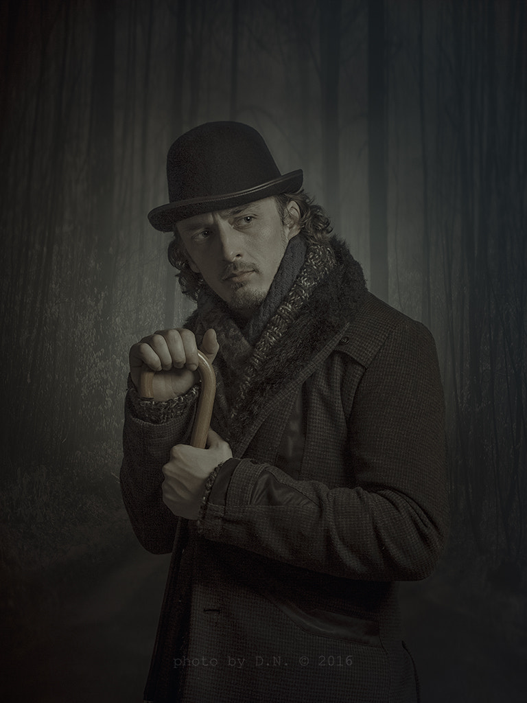 AF Zoom-Nikkor 35-80mm f/4-5.6D N sample photo. V. renner/theatre producer photography