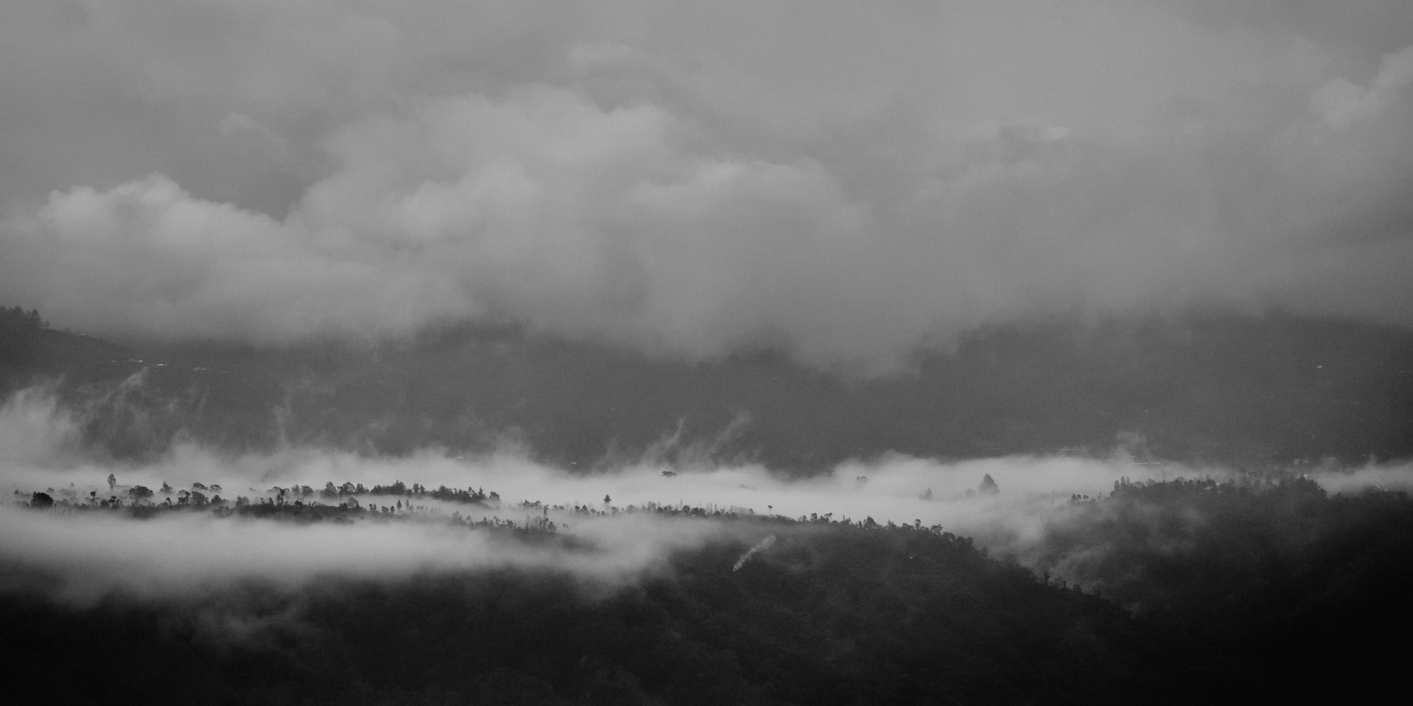 Nikon D750 + Nikon AF Nikkor 180mm F2.8D ED-IF sample photo. Village in the cloud photography