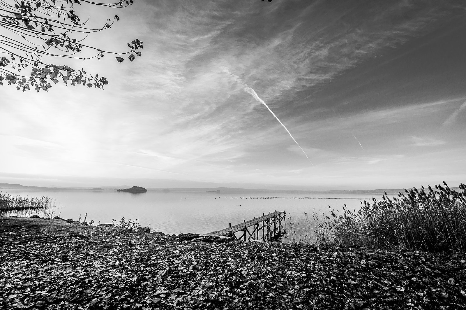 Nikon D5000 + Sigma 10-20mm F3.5 EX DC HSM sample photo. Autumn of bolsena's lake photography