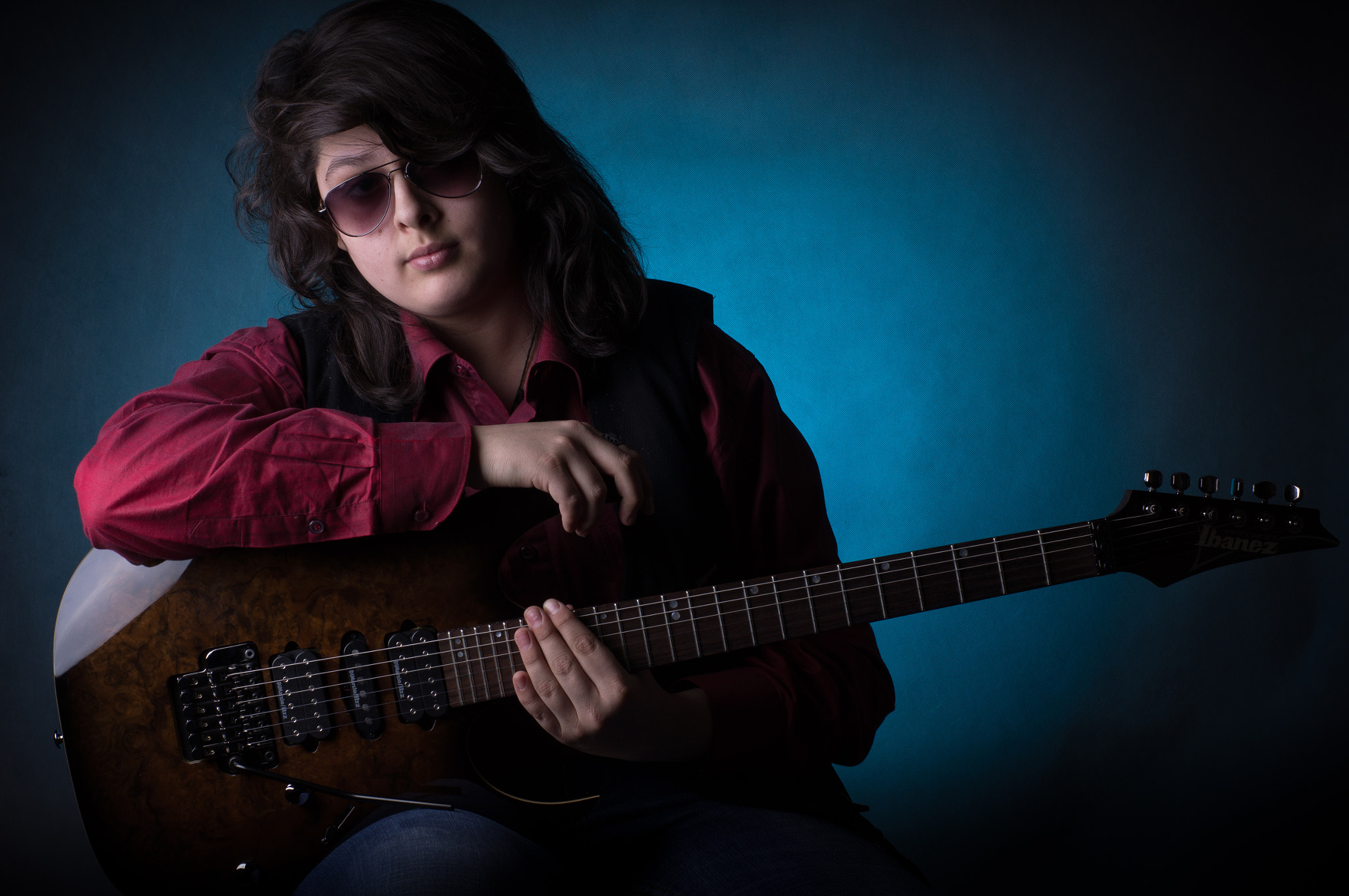 Sony Alpha DSLR-A580 + Sony 50mm F1.4 sample photo. Guitarist photography