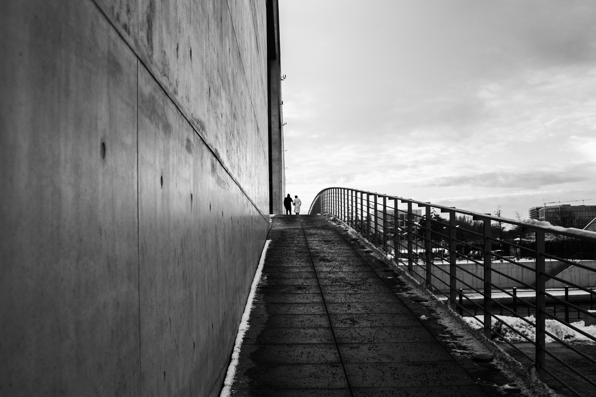 Canon EF 28-80mm f/3.5-5.6 sample photo. Bridge photography