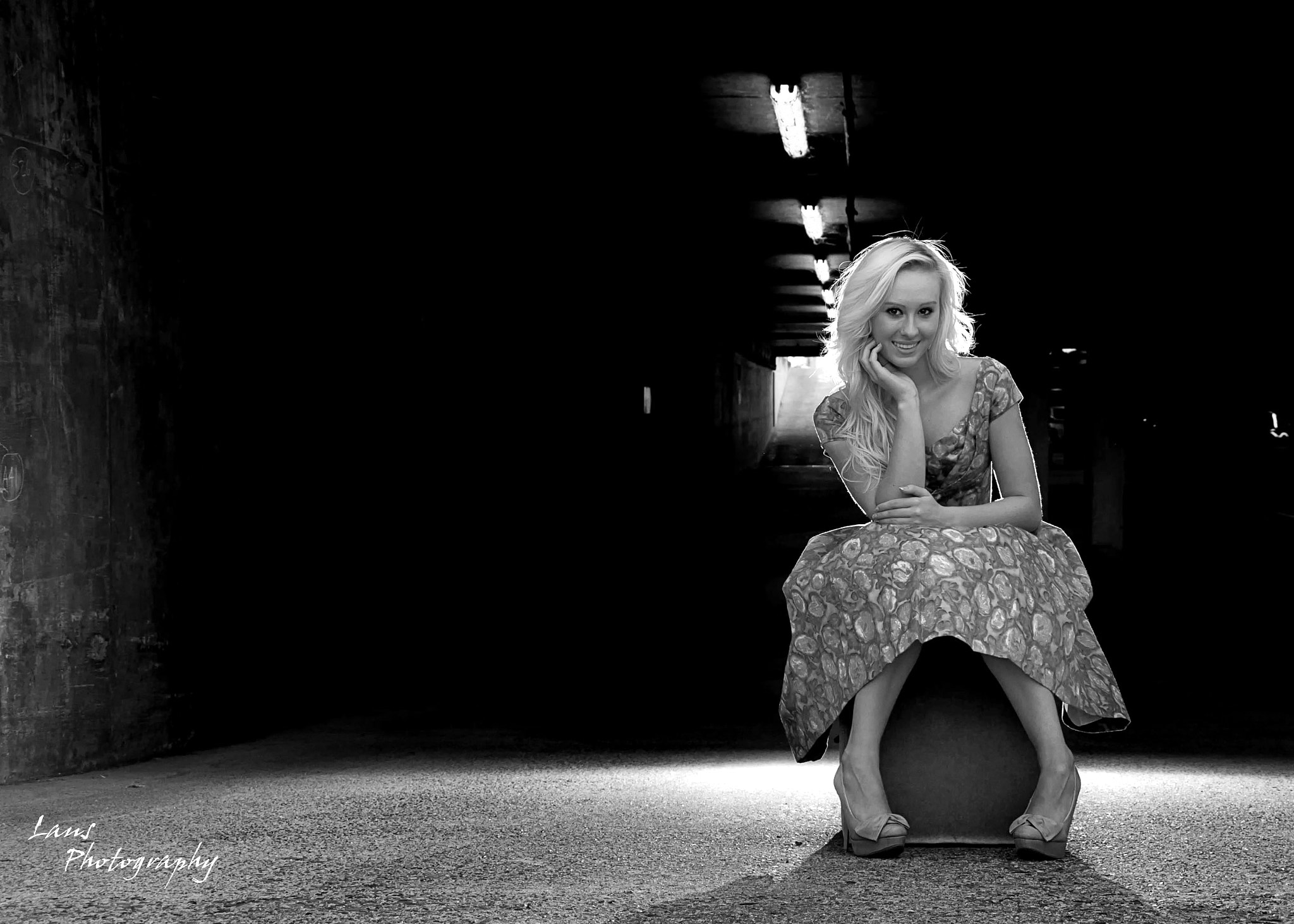 Sony DT 18-250mm F3.5-6.3 sample photo. Blonde in vintage dress photography