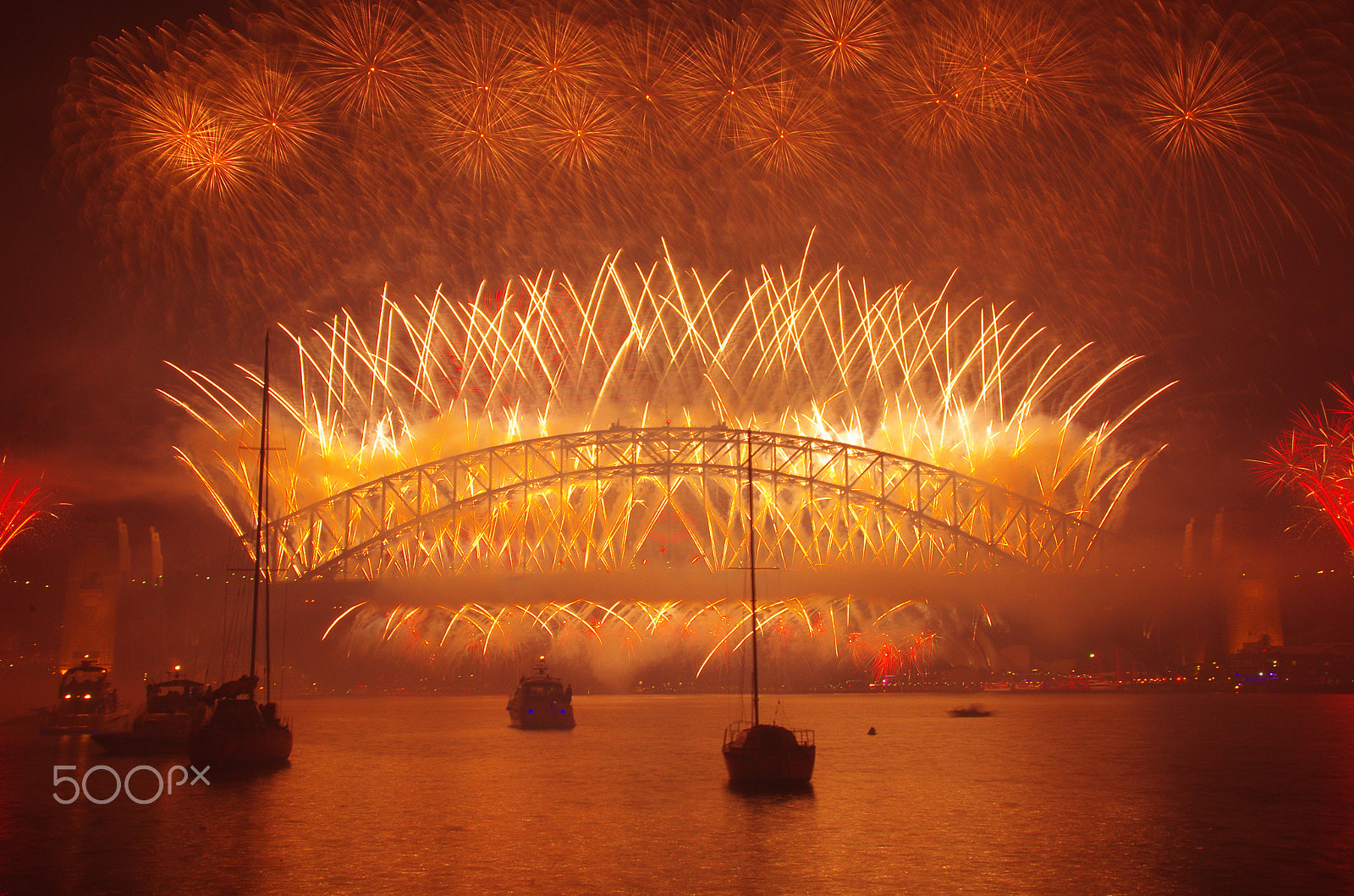 Sigma 18-250mm F3.5-6.3 DC OS HSM sample photo. Sydney new years eve photography