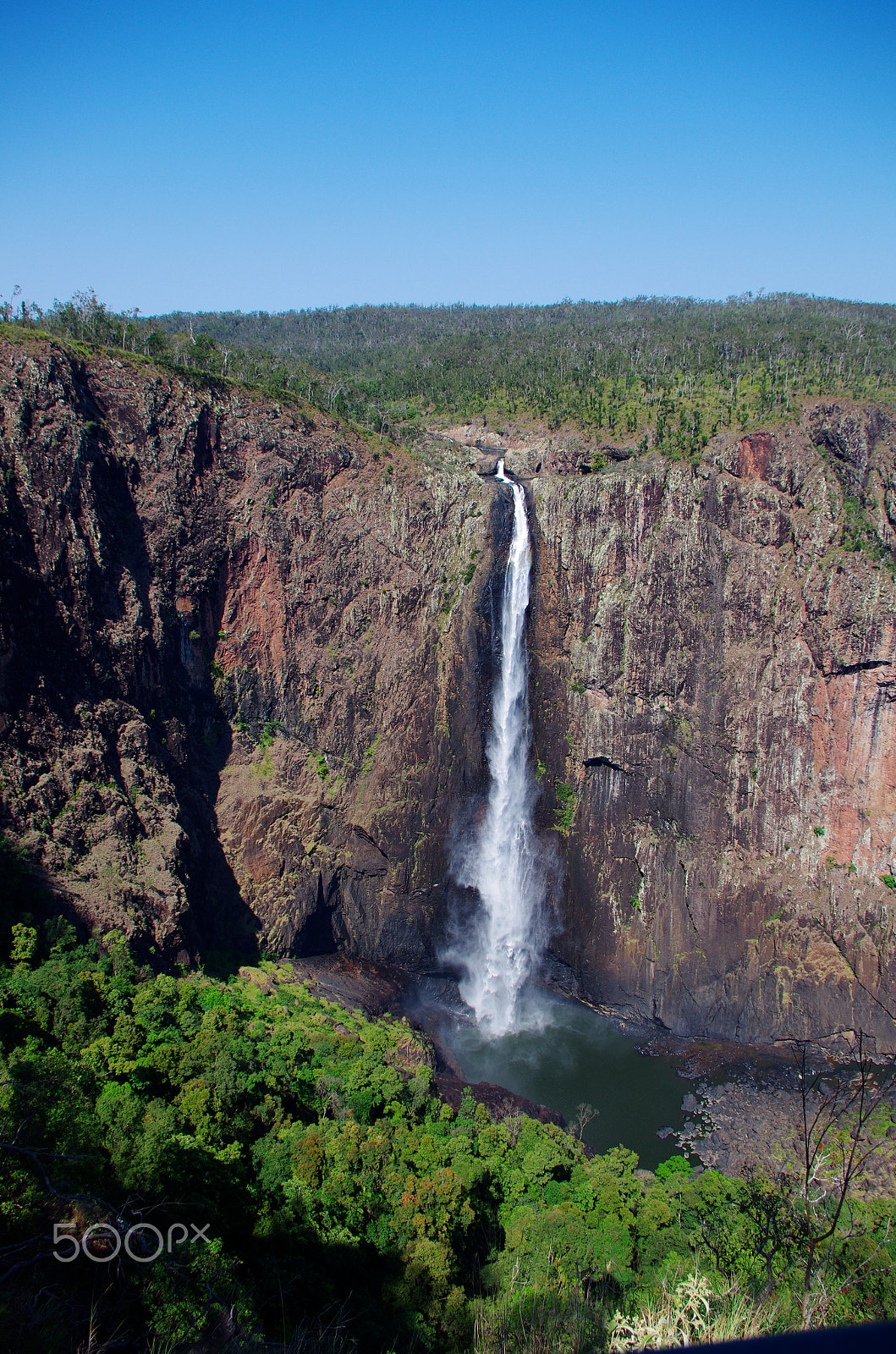 Pentax K-5 sample photo. Wallaman falls-queensland photography