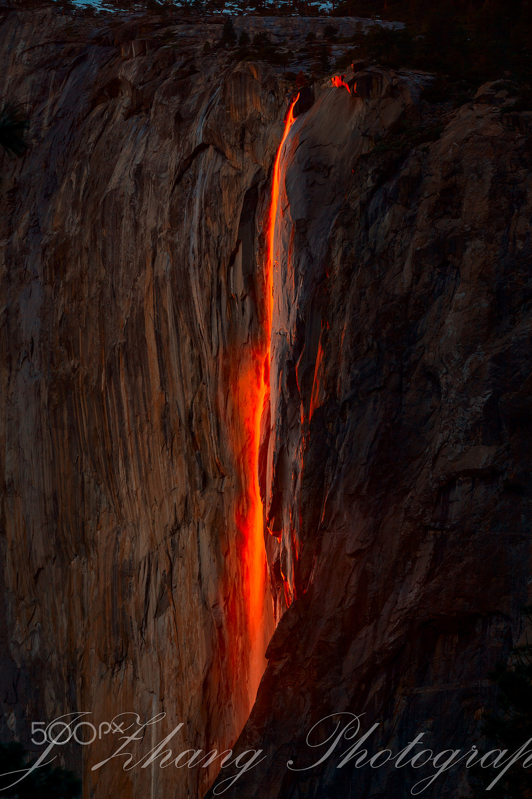 Sigma 150-600mm F5-6.3 DG OS HSM | C sample photo. Firefall in yosemite national park photography