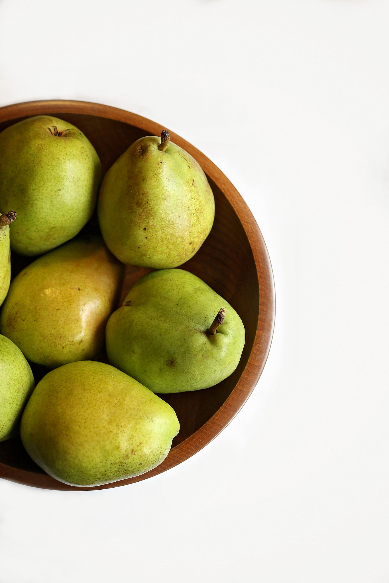 Canon EF 35mm F2 IS USM sample photo. Pears photography