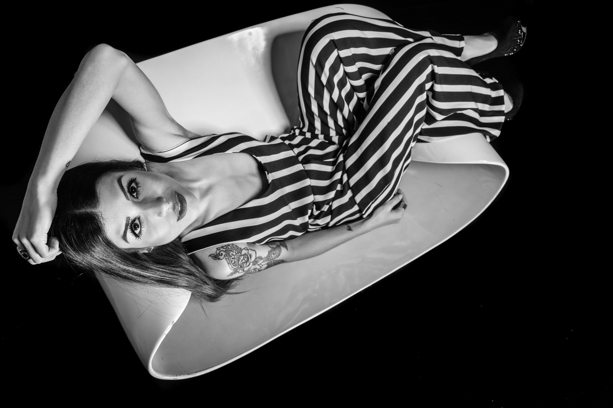 Sony Alpha DSLR-A850 sample photo. Milah on the armchair photography