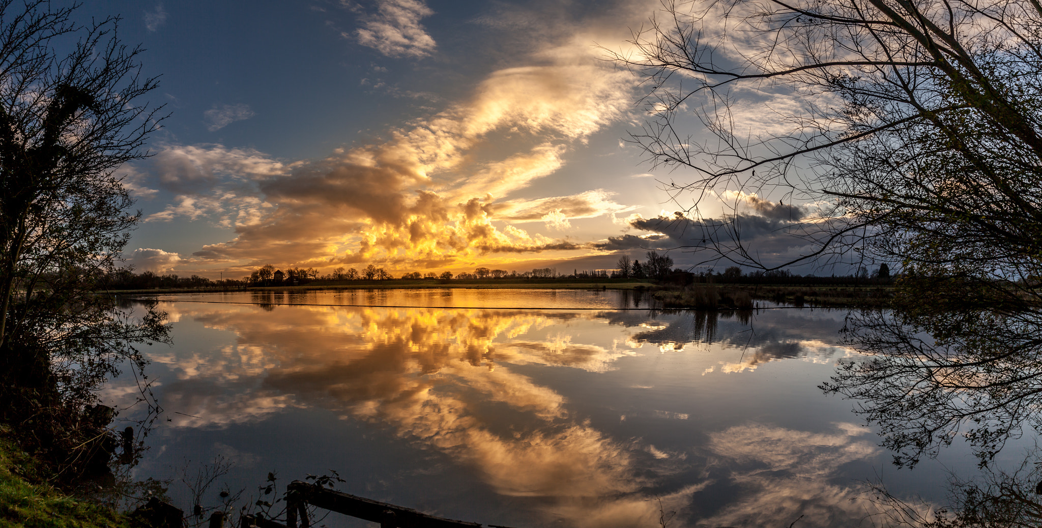 Sigma 24-105mm f/4 DG OS HSM | A sample photo. Sunrise in a mirror photography