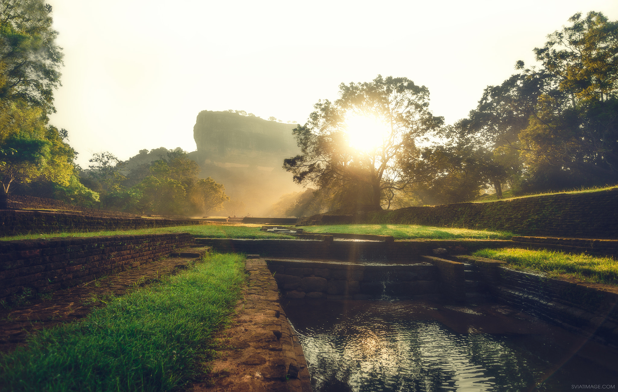 Canon EF 20-35mm F3.5-4.5 USM sample photo. Sigiriya. sunrise photography